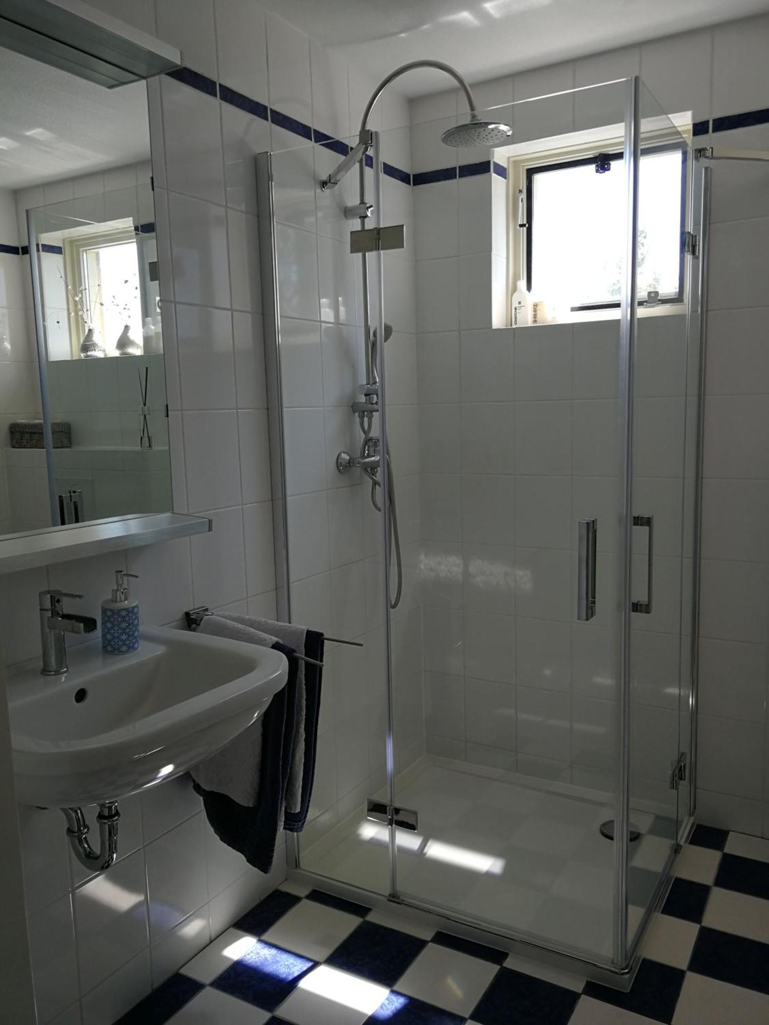 Double Room Private Bathroom