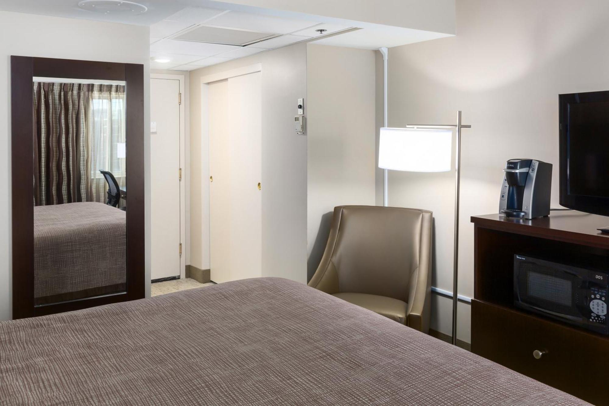 King Room West Wing