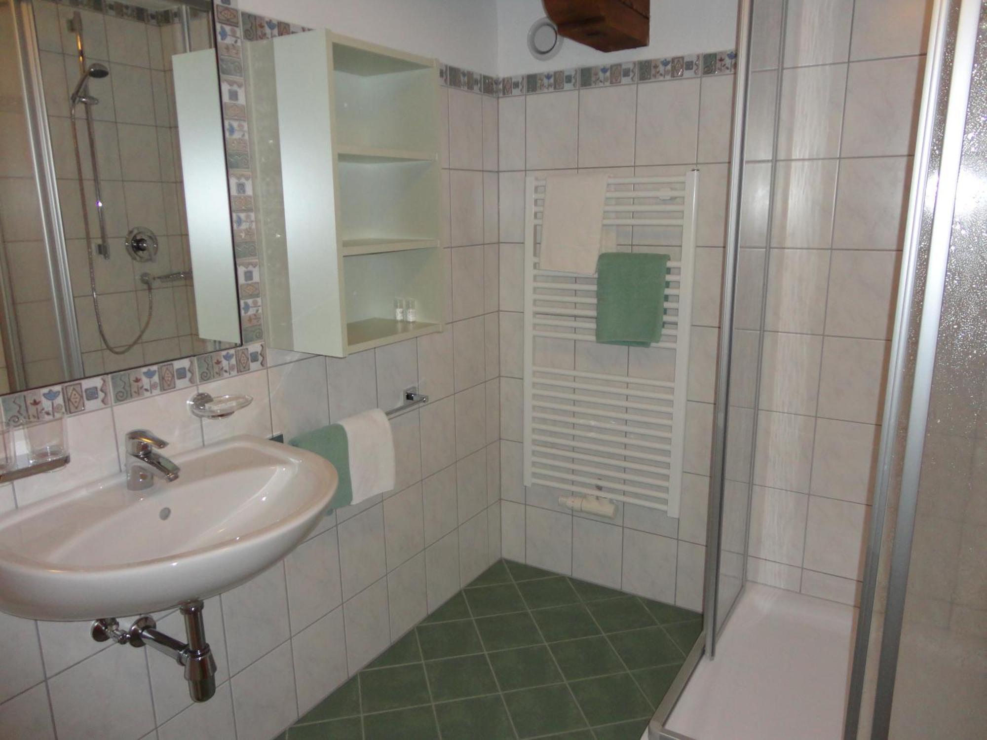 Double Room Shower