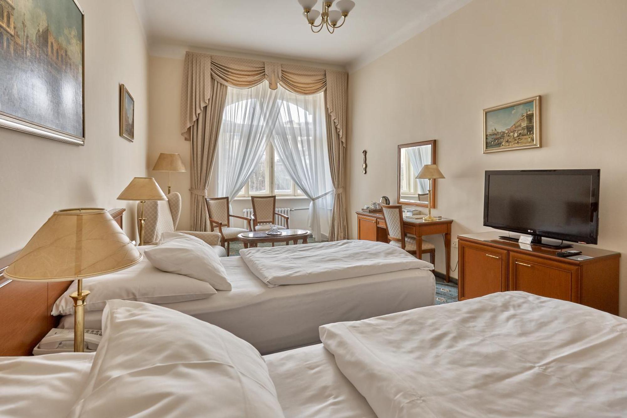 Exclusive Double Room City View