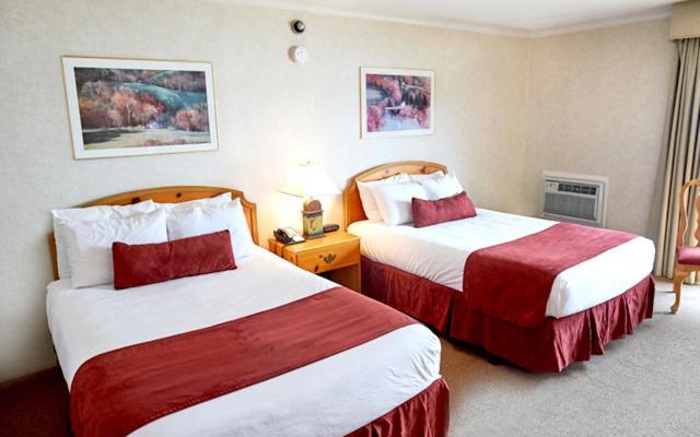 Double Room Two Double Beds Lake View