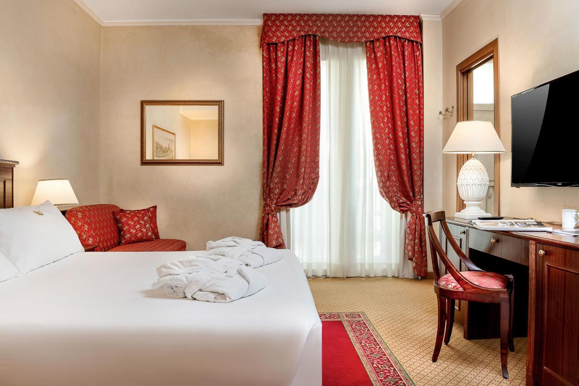 Comfort Triple Room