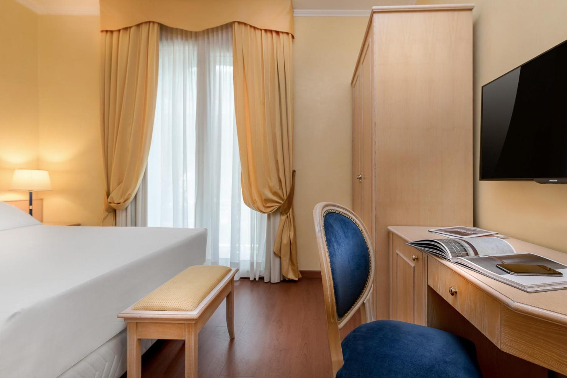 Comfort Double or Twin Room