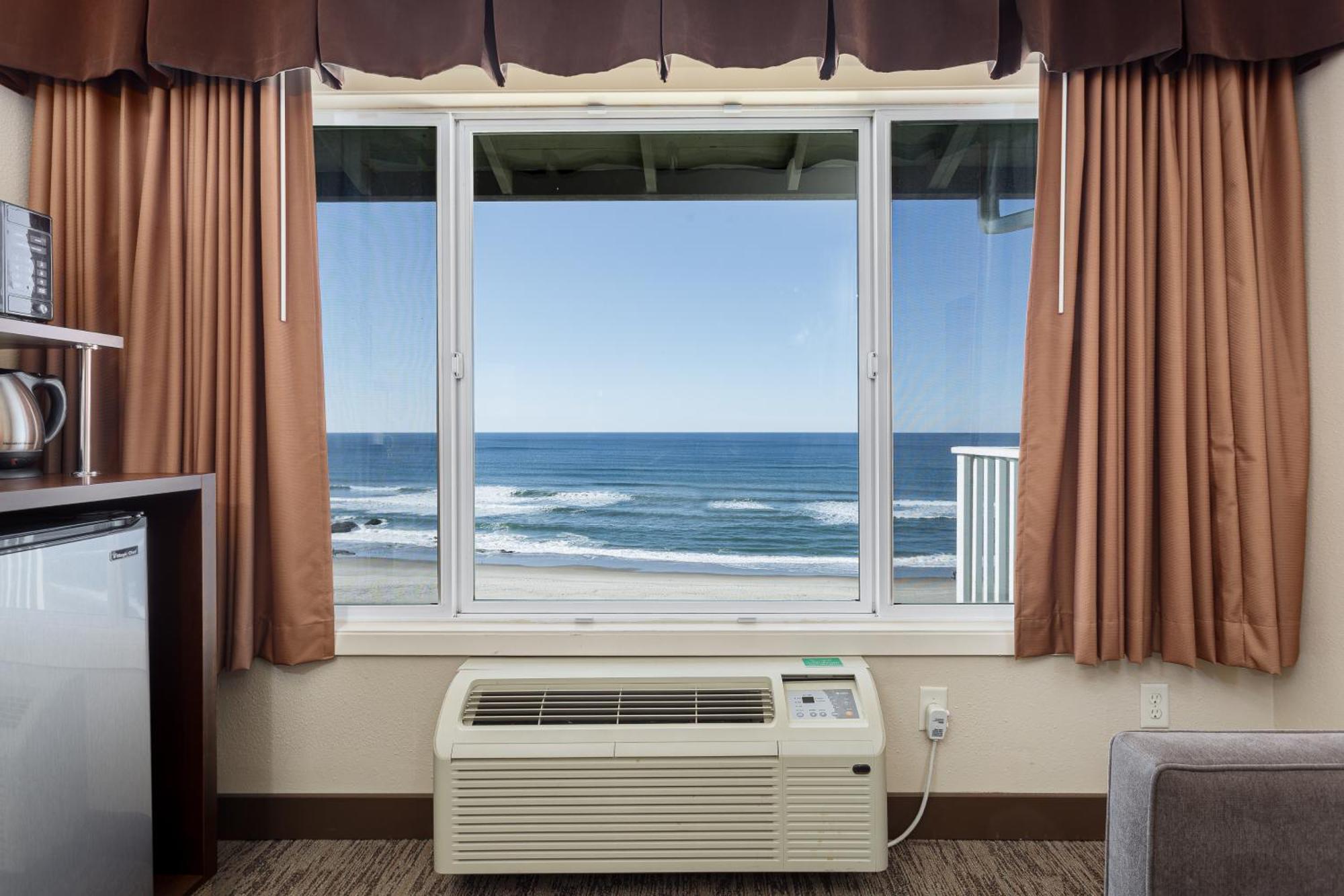 Deluxe King Studio Ocean Front View