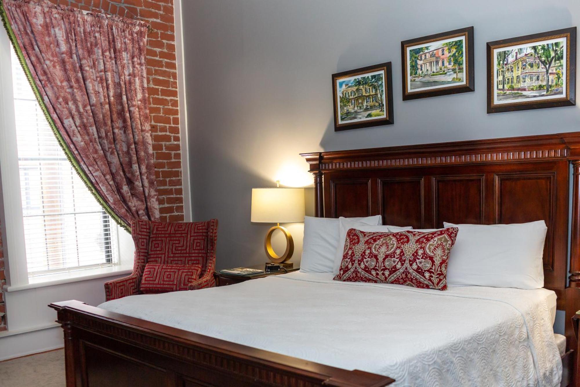 Superior King Room
