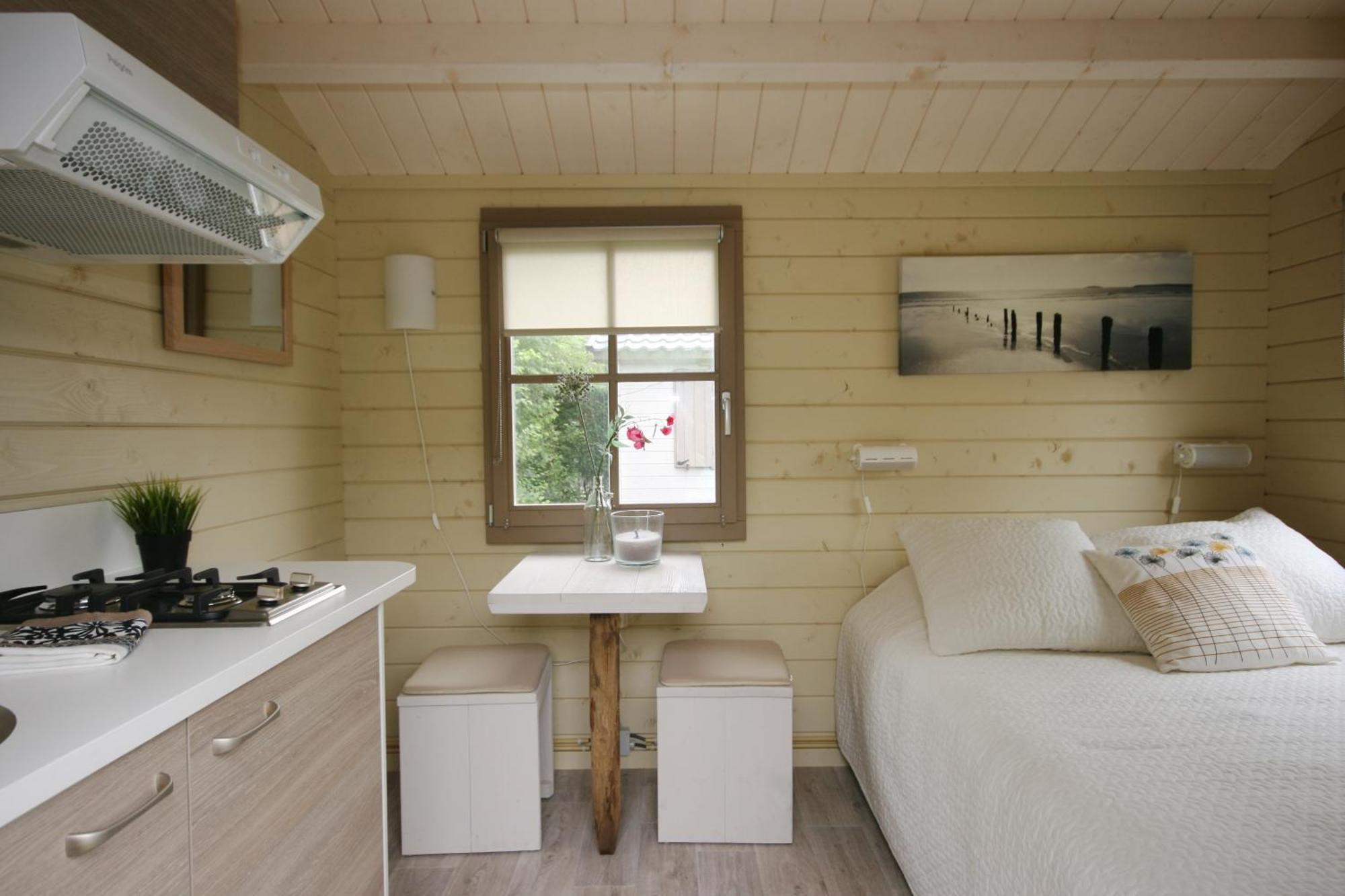 Camping chalet de Zeester without bathroom