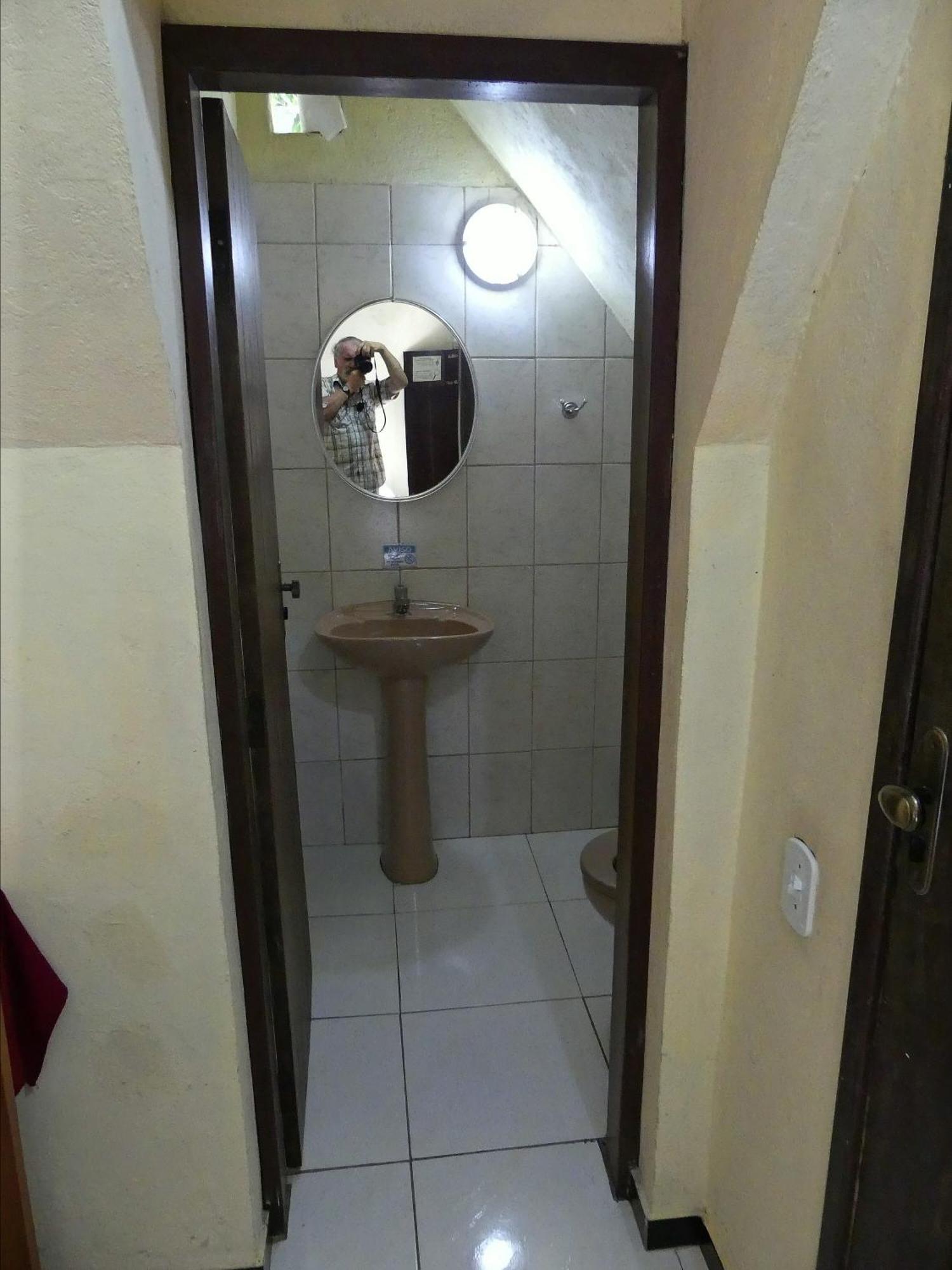 Economy Triple Room