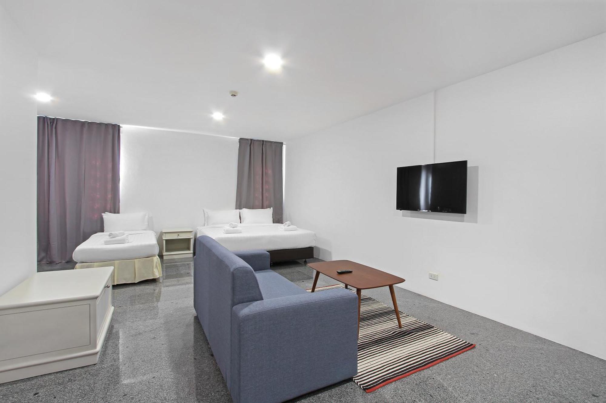 Premier Triple Room