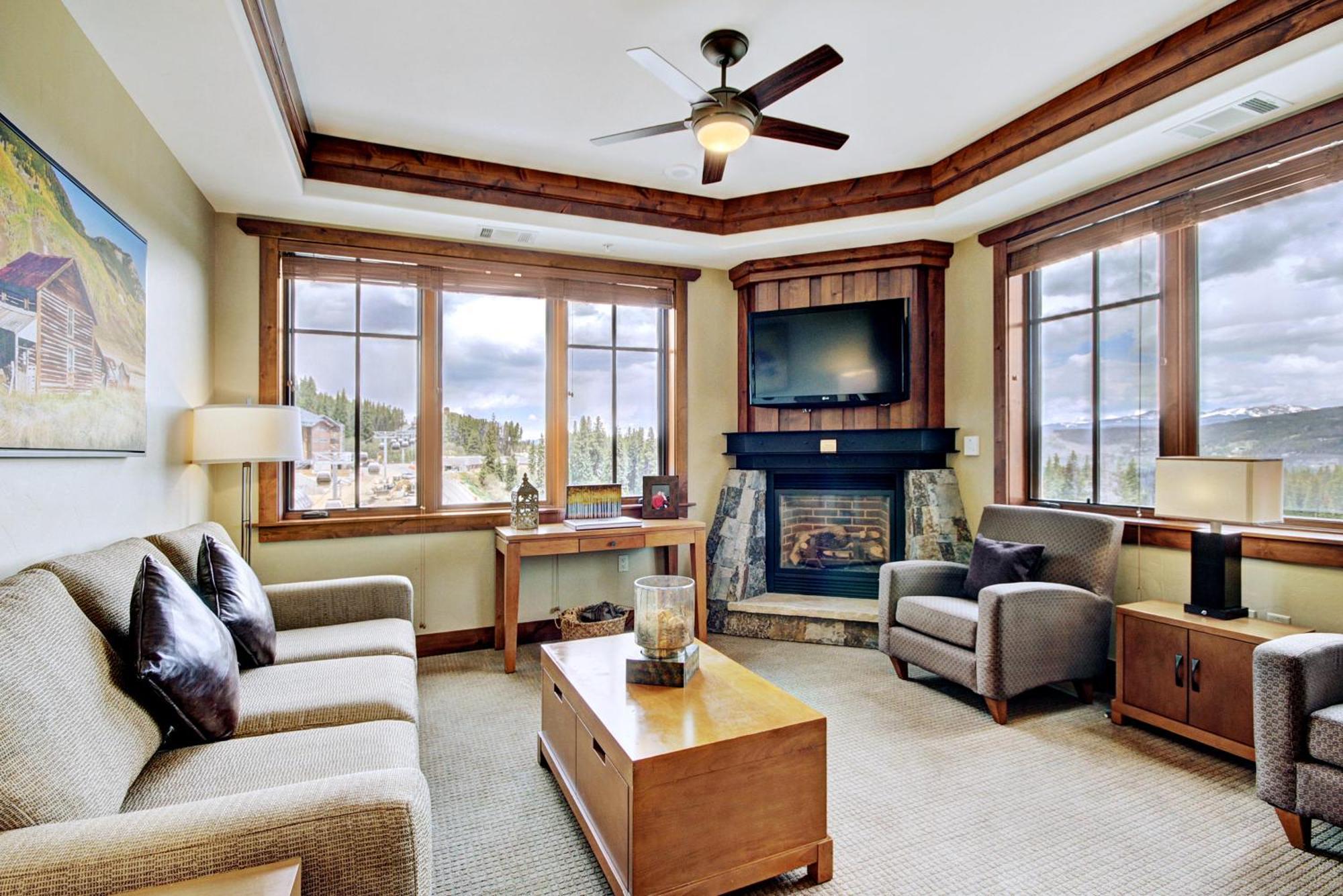 Three-Bedroom Apartment Two Baths