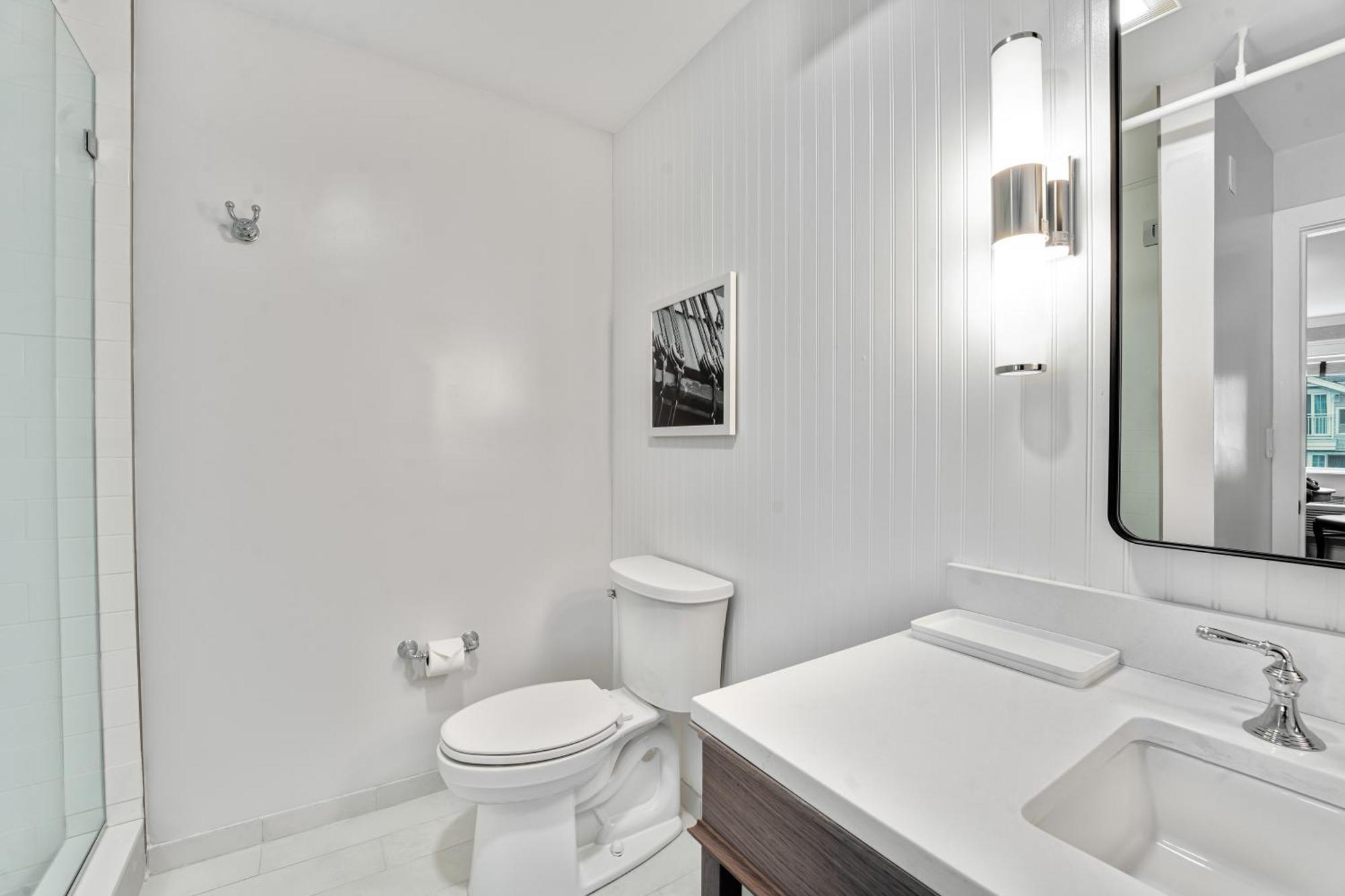 Queen Room Two Queen Beds Beach View