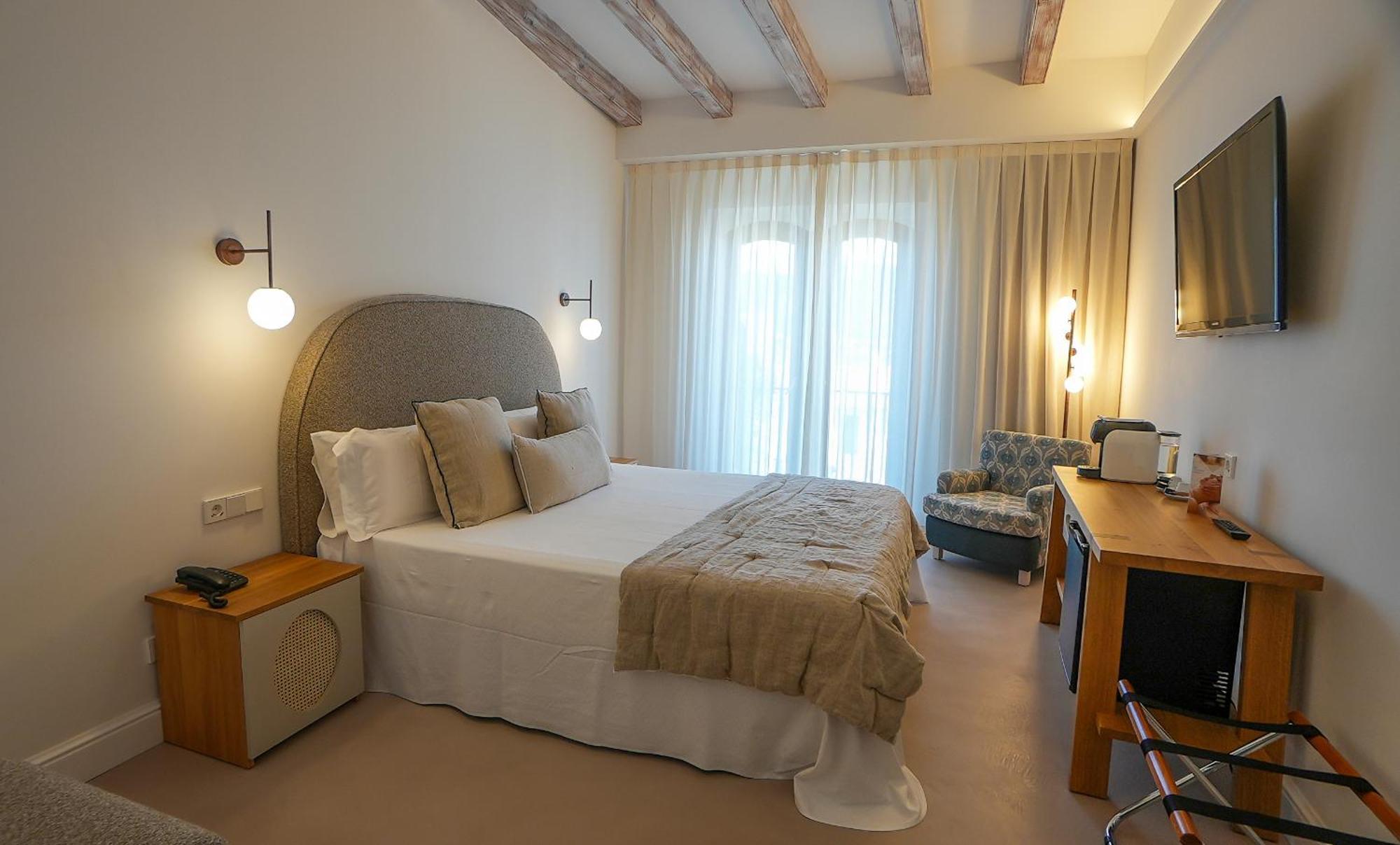 Superior Deluxe Room