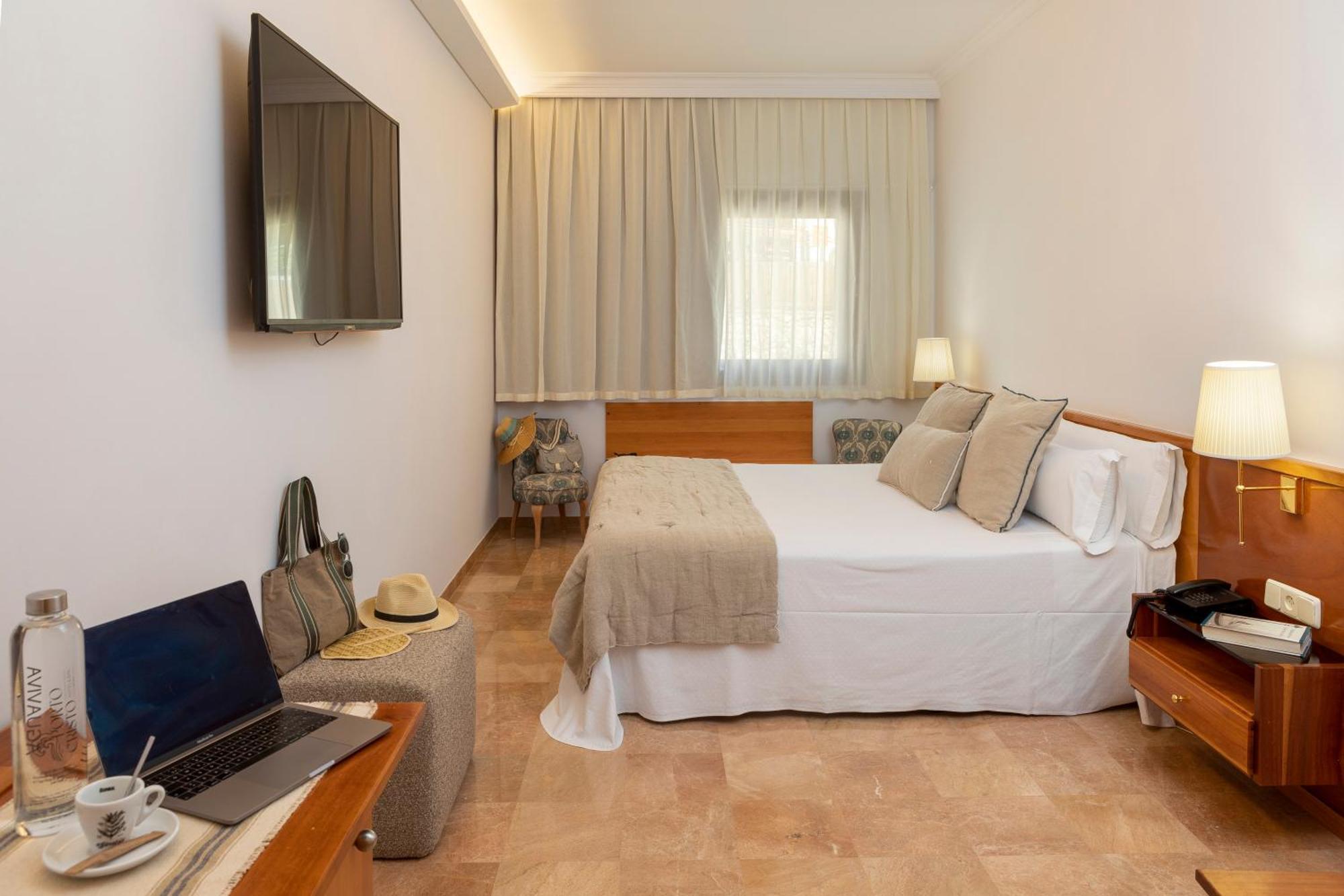 Comfort Double or Twin Room