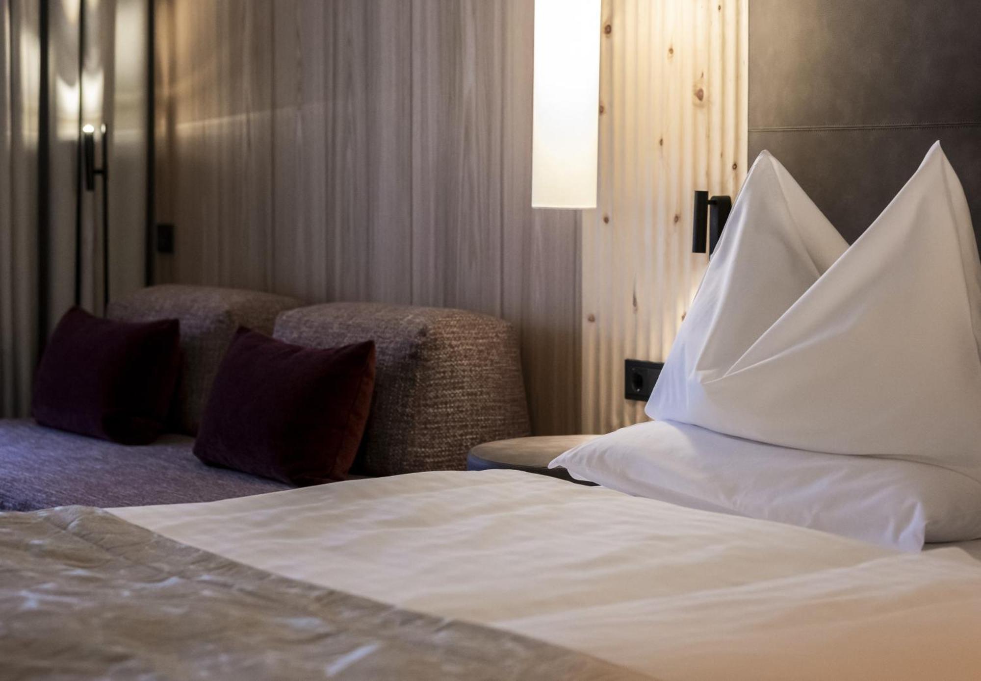 Single Room,1689838377:JPEG