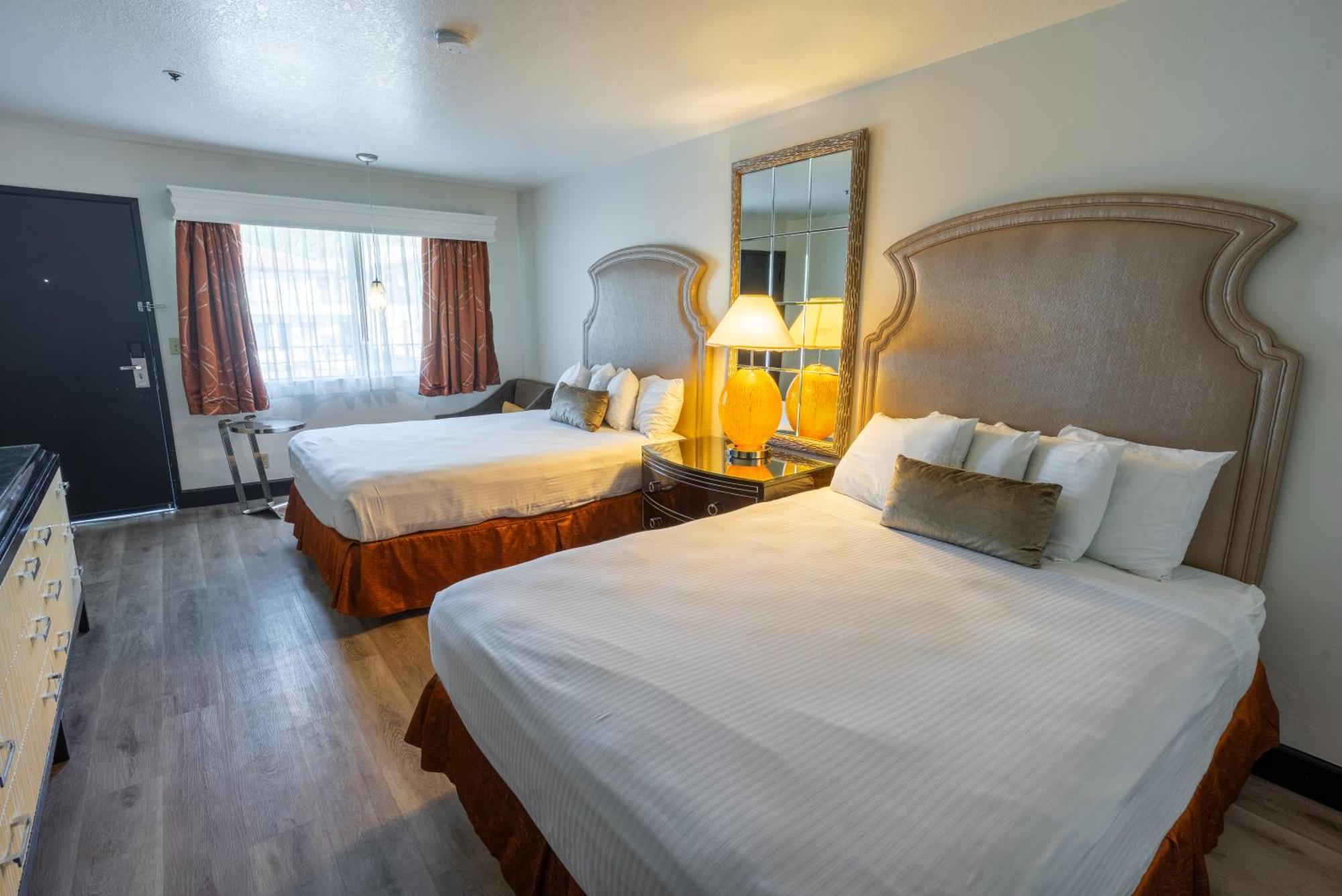 Deluxe Queen Room Two Queen Beds