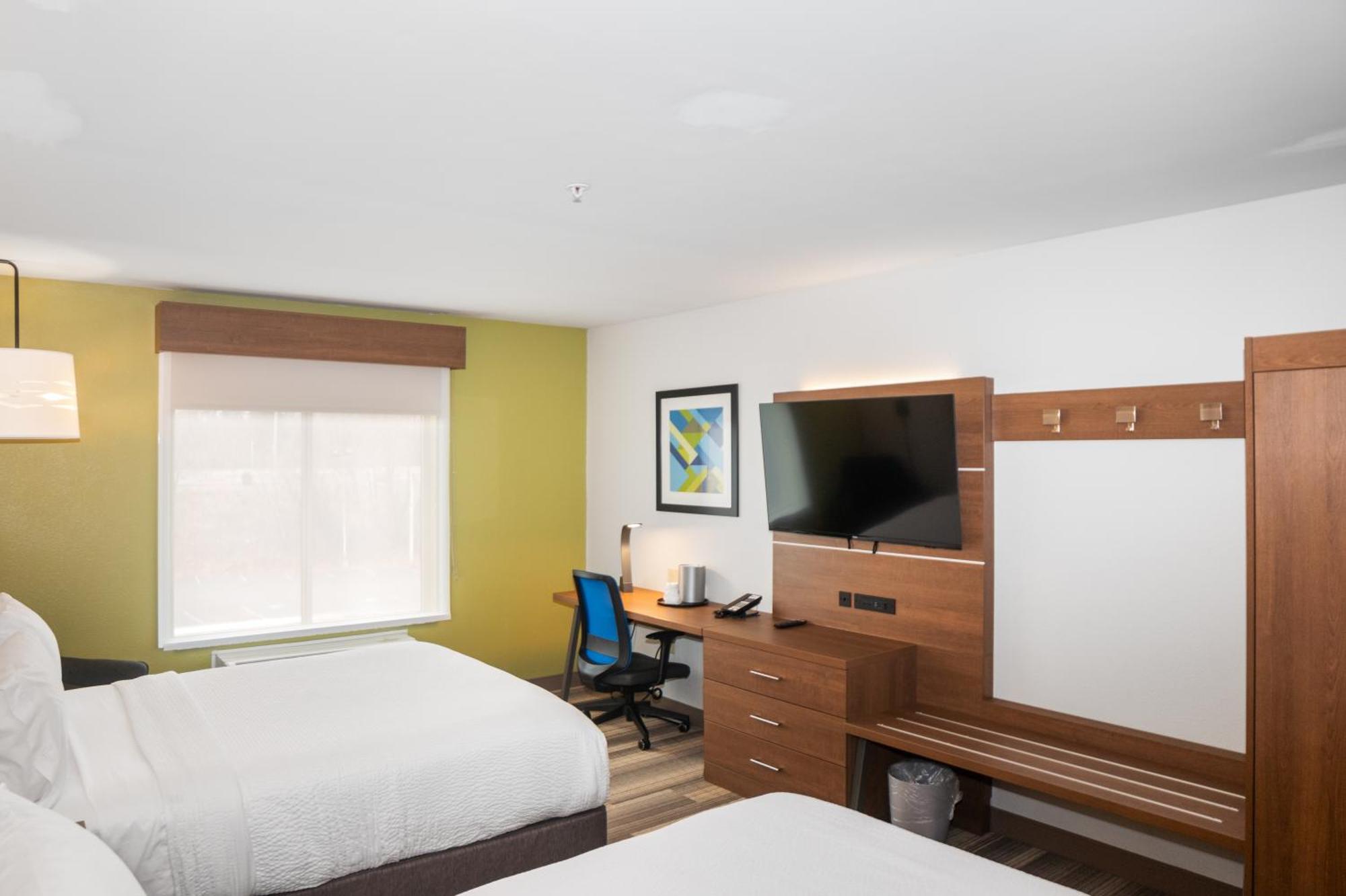 Standard Room Two Queen Beds