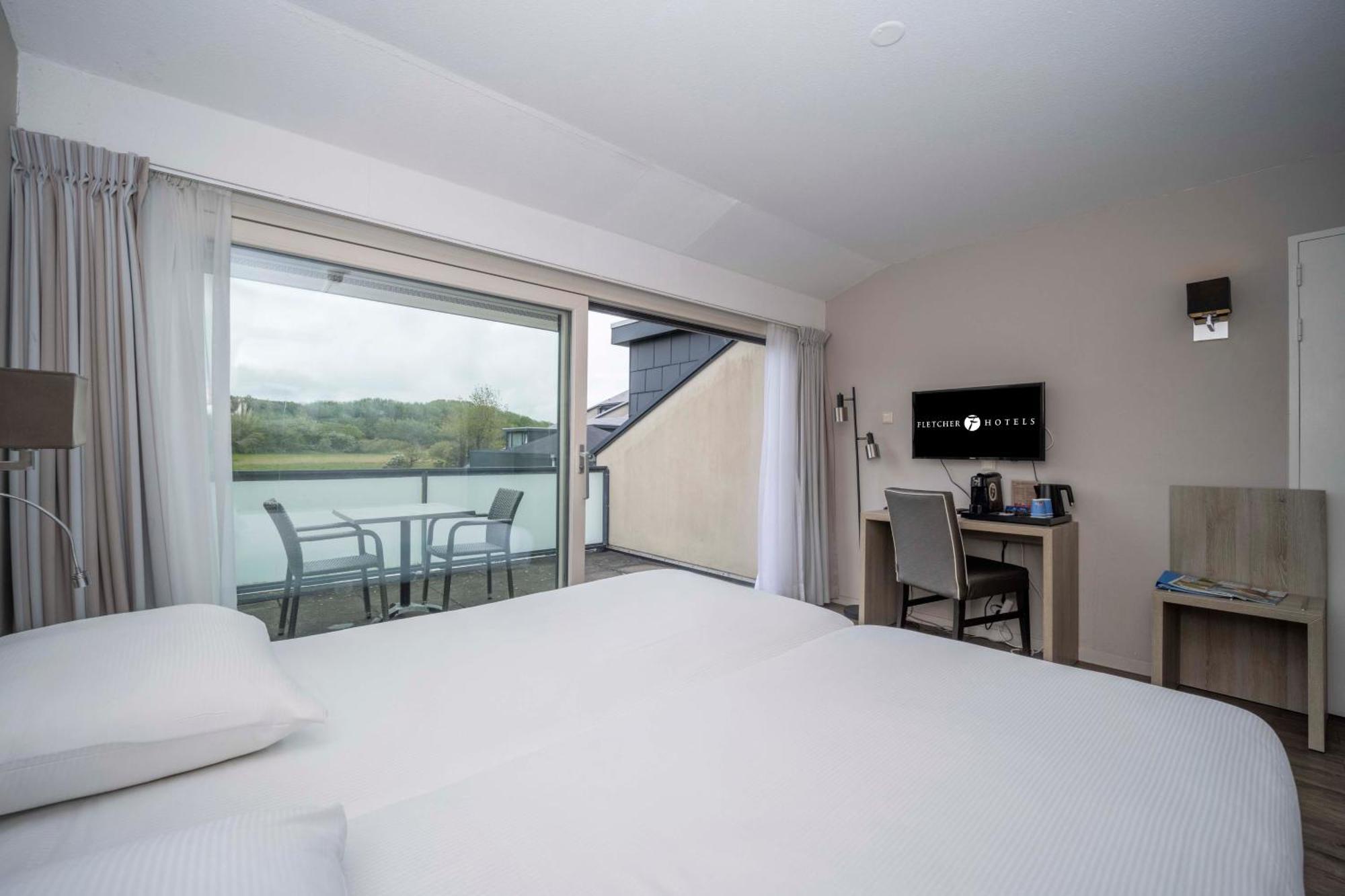 Comfort Double Room Shower Balcony