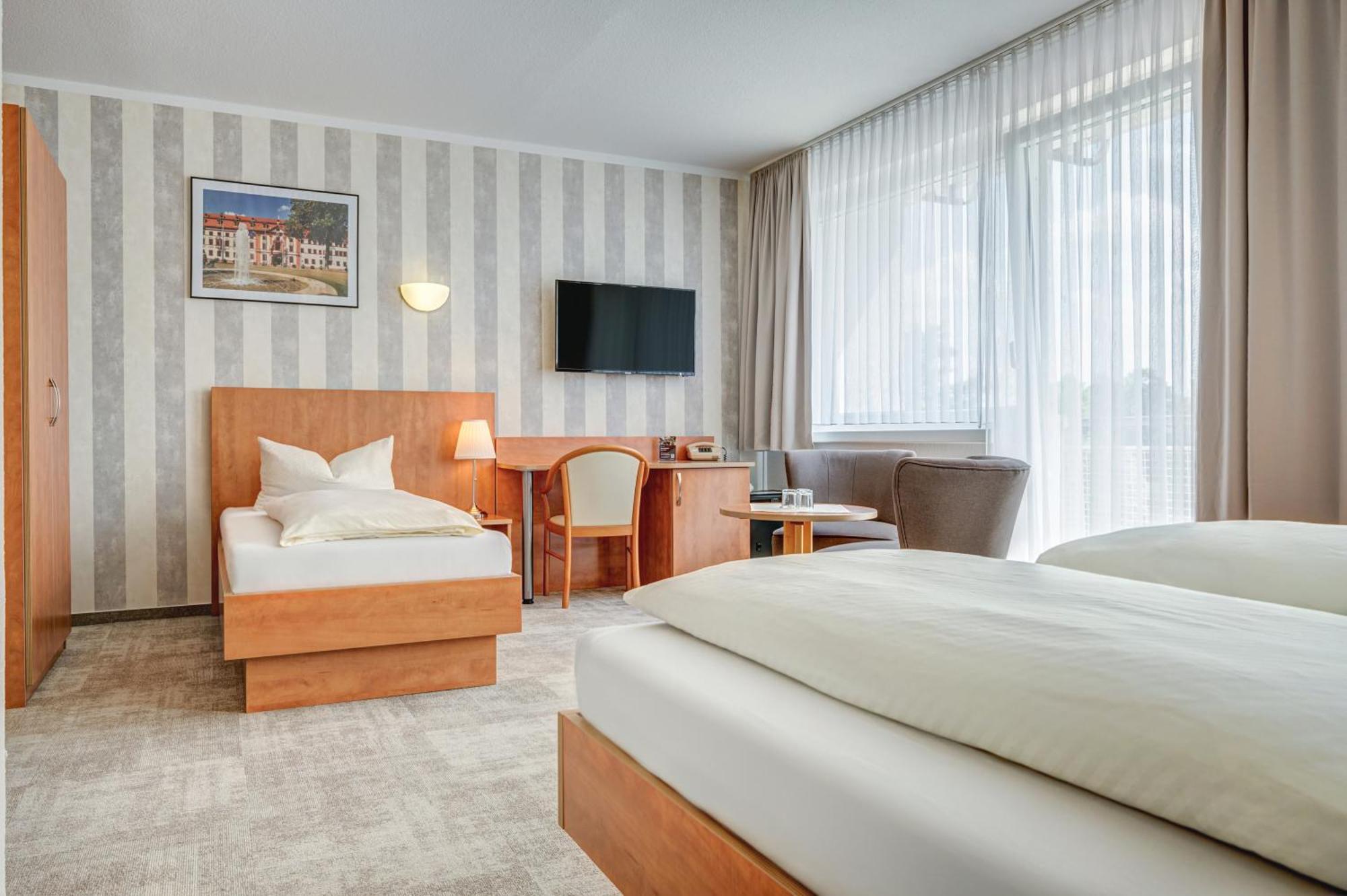 Triple Room or