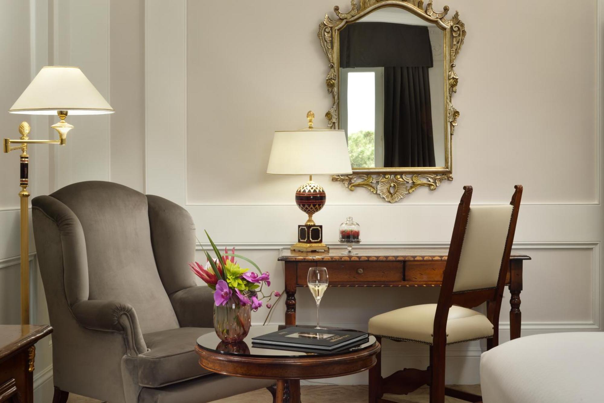Prestige Room