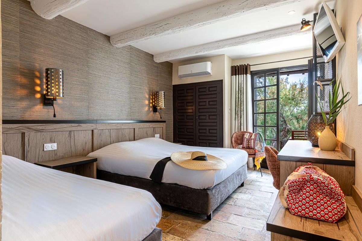 Cavalière Triple Room