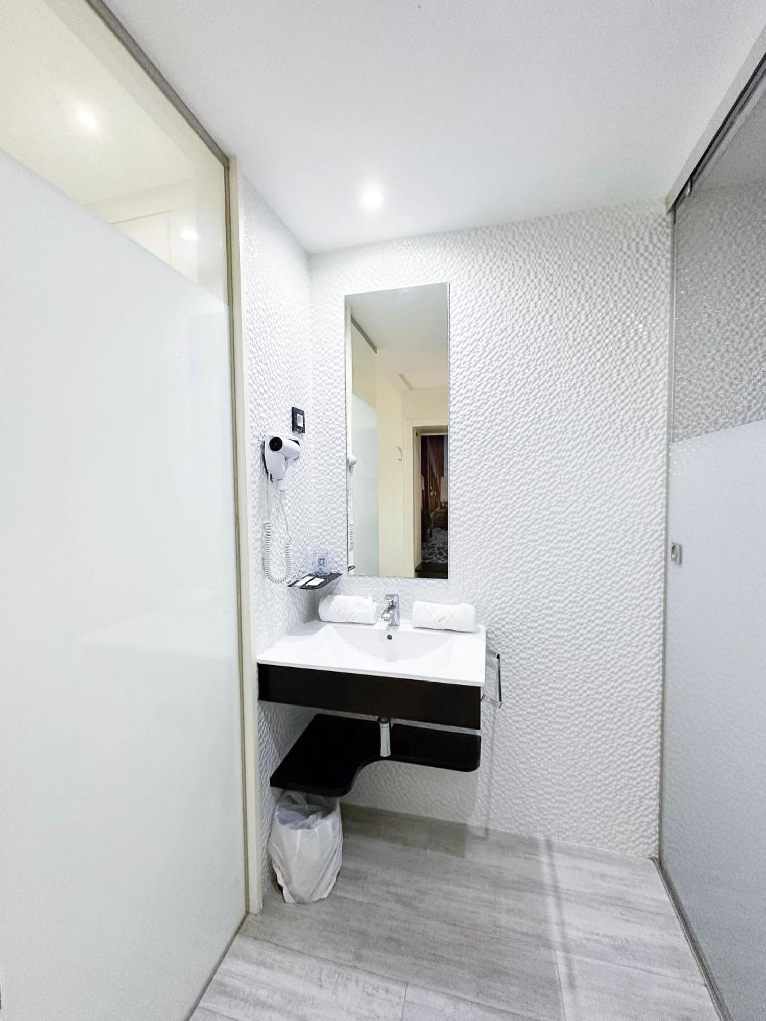 King Double Room