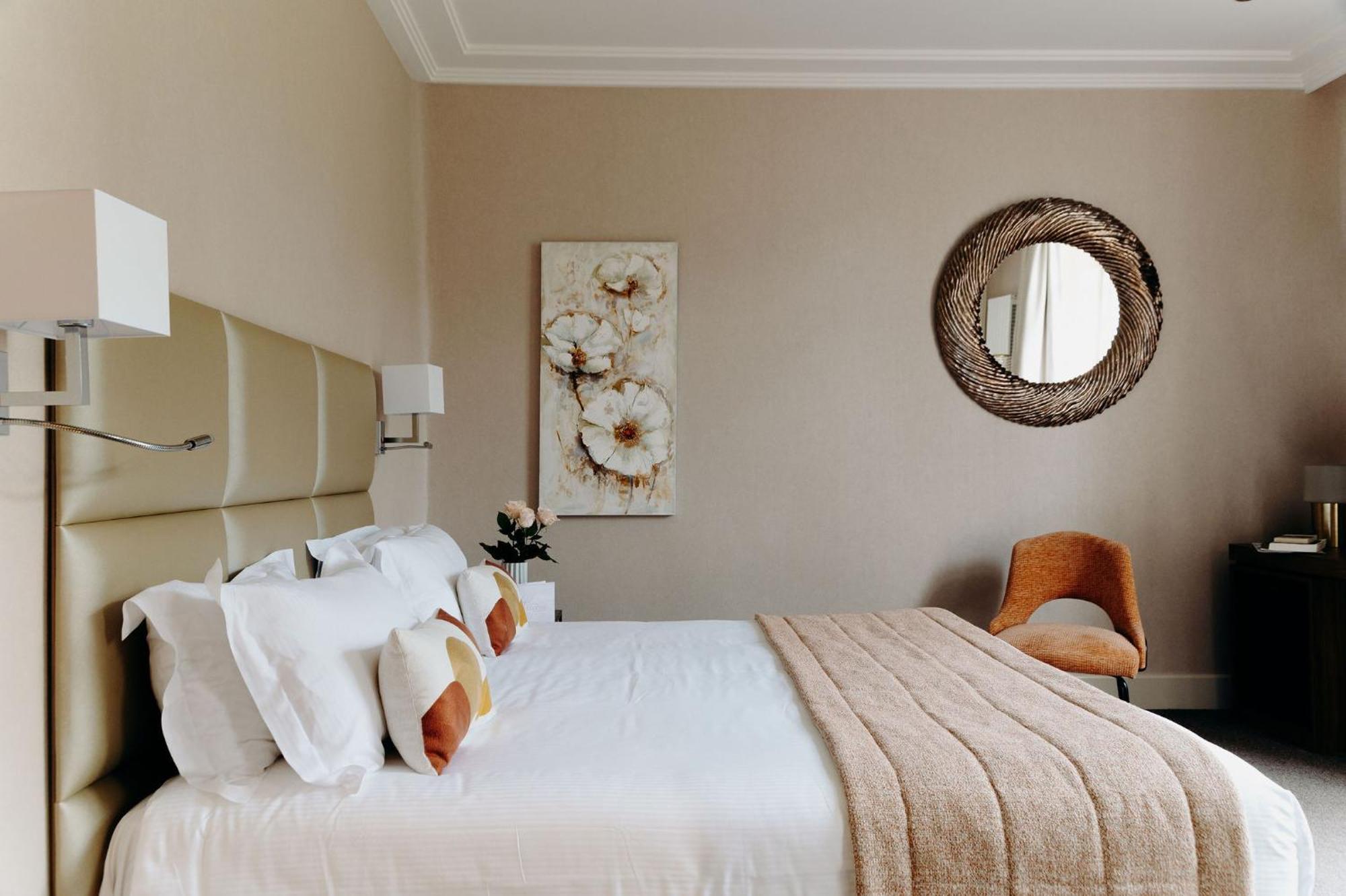 Double or Twin Room Garden View