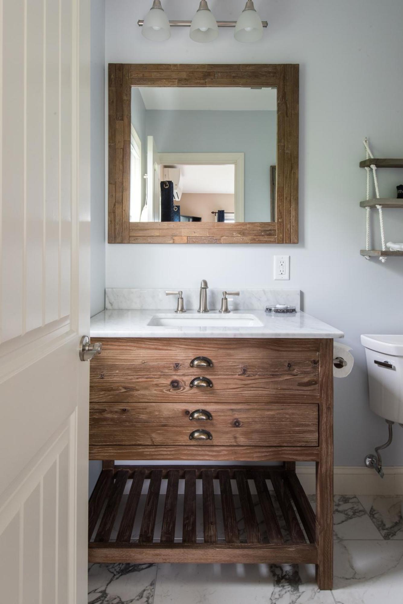 Carriage House Queen Waterview
