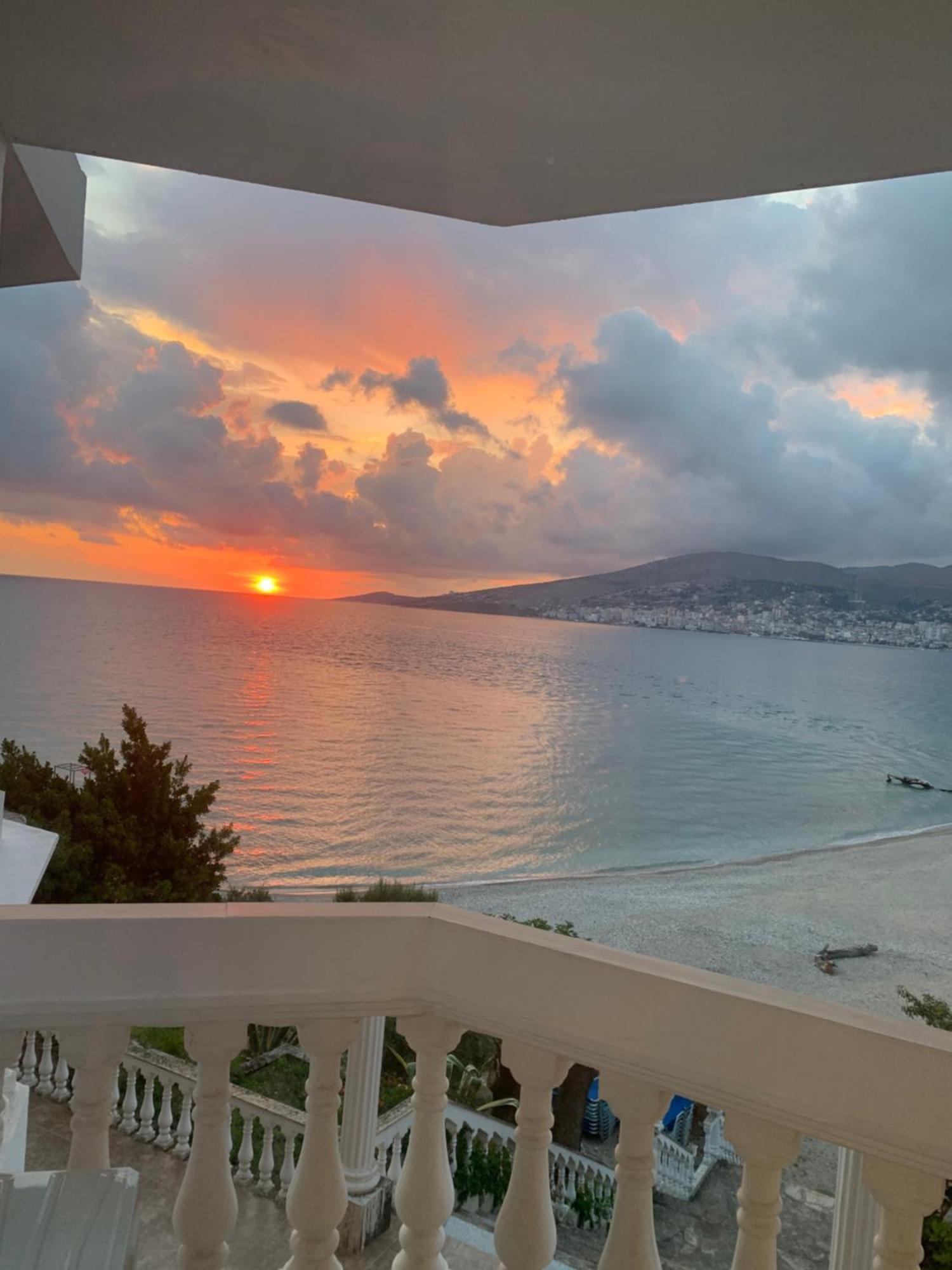 Double or Twin Room Sea View