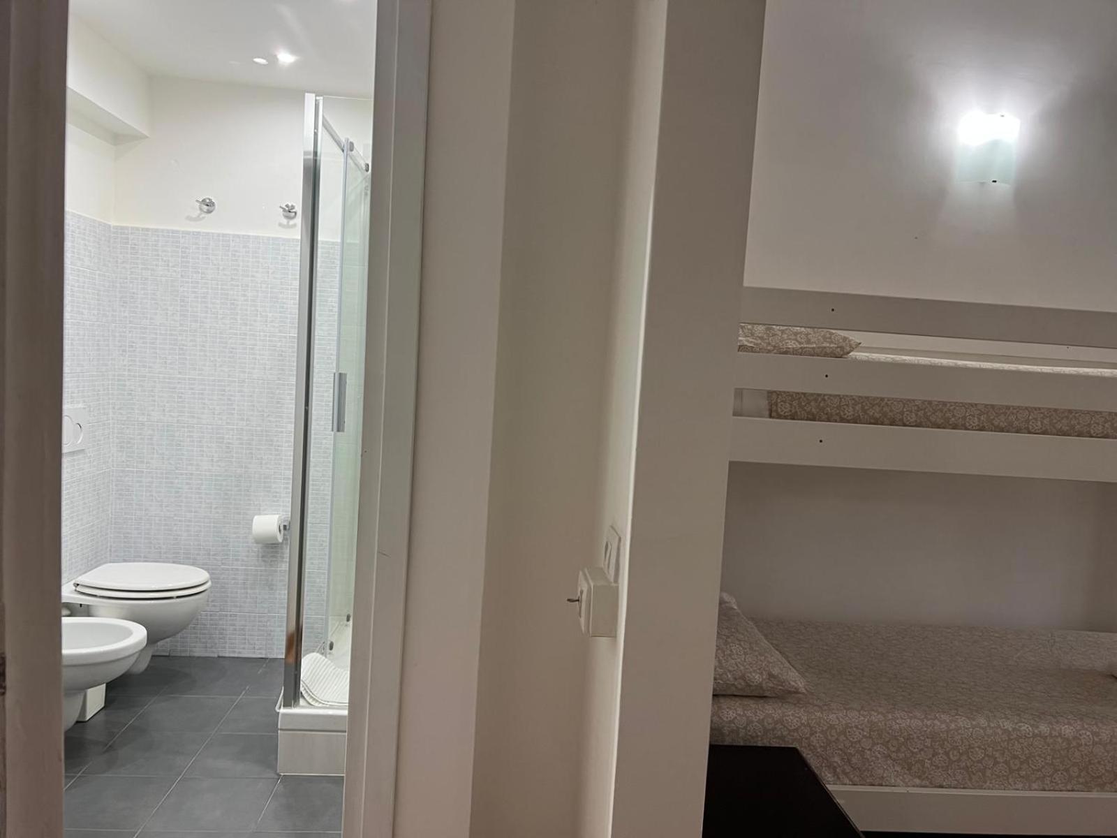 Quadruple Room Private Bathroom
