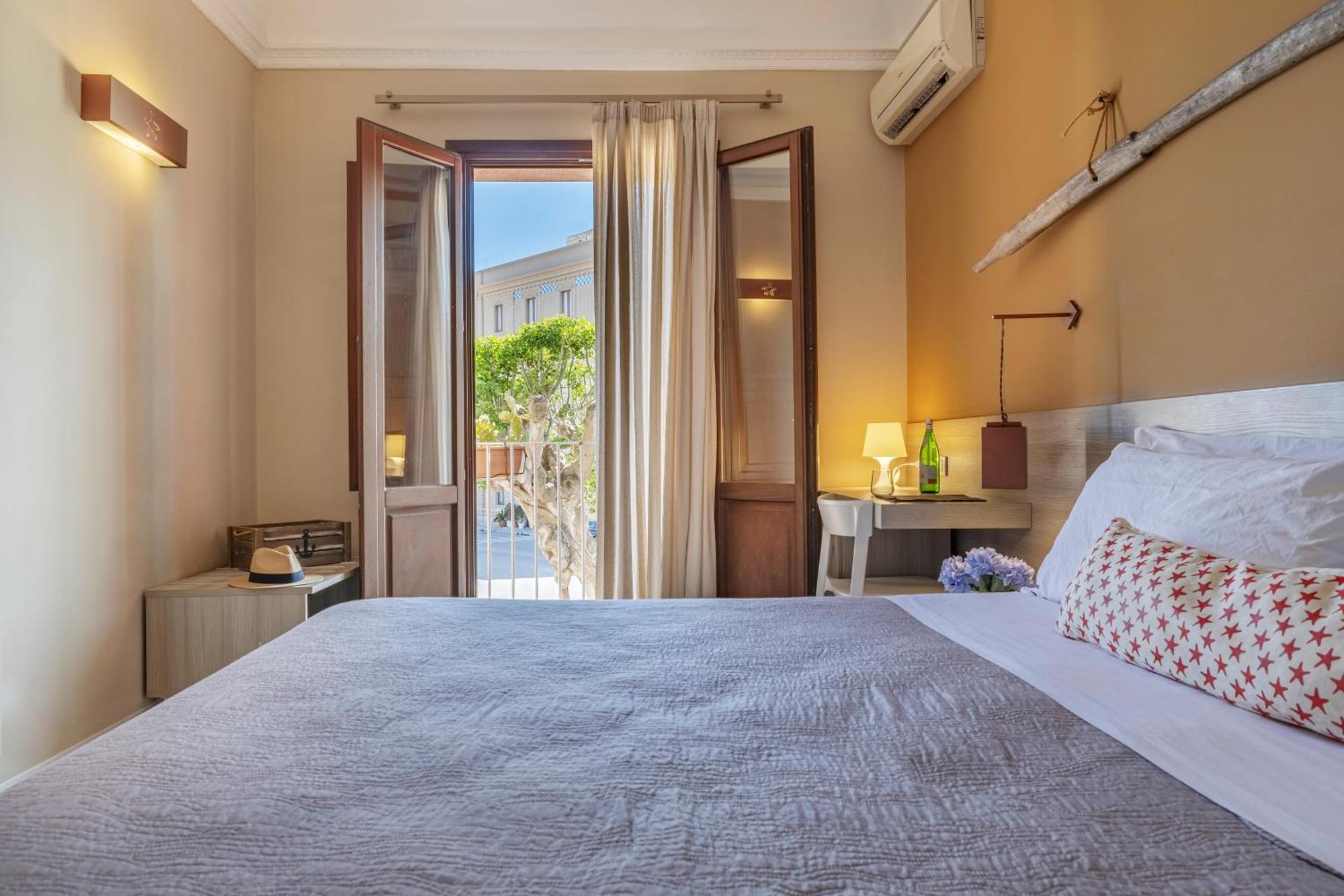 Triple Room Balcony