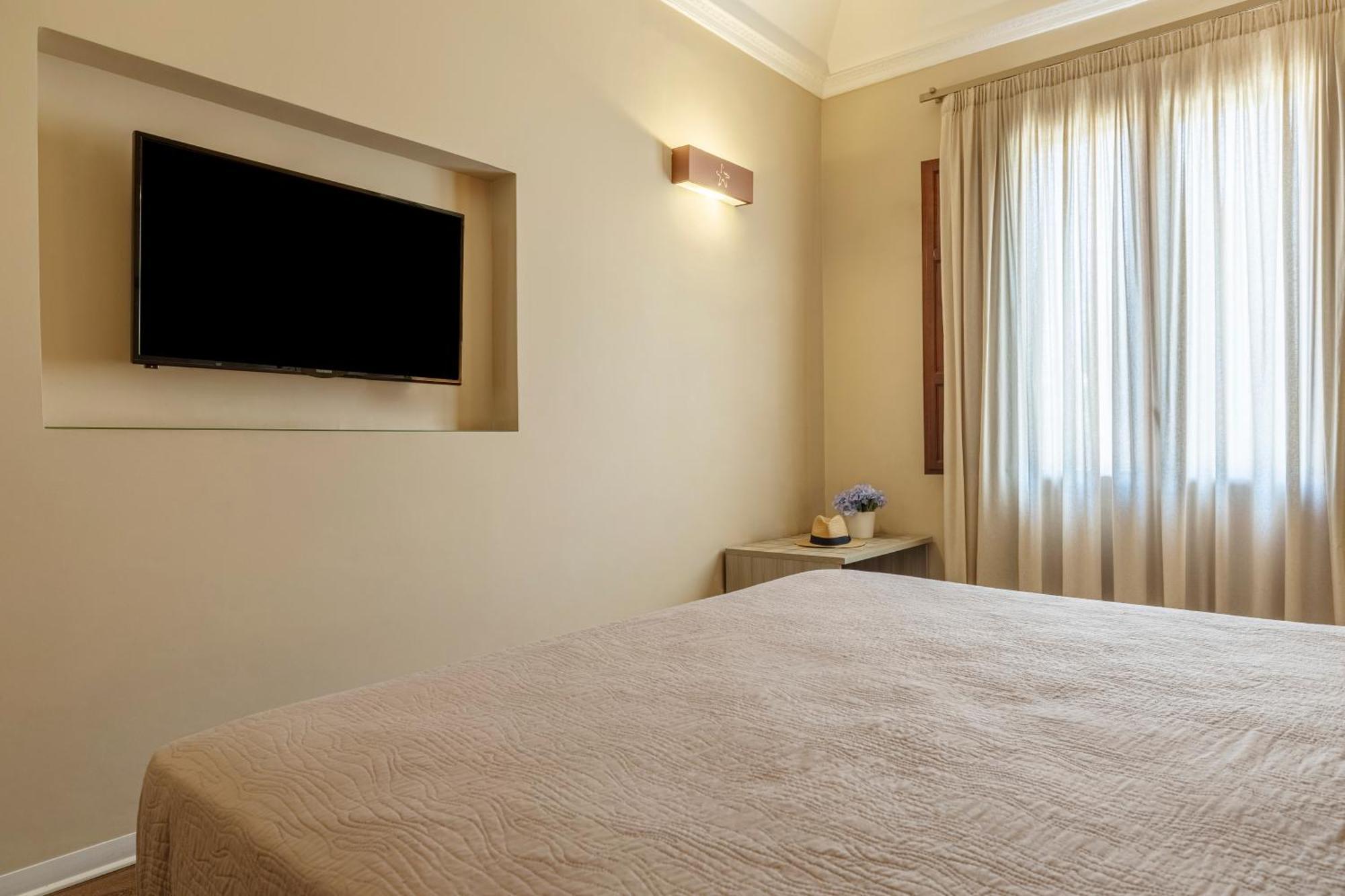 Triple Room Balcony