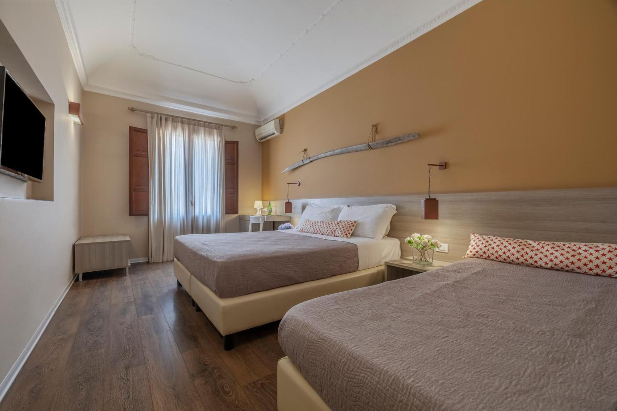 Triple Room Balcony