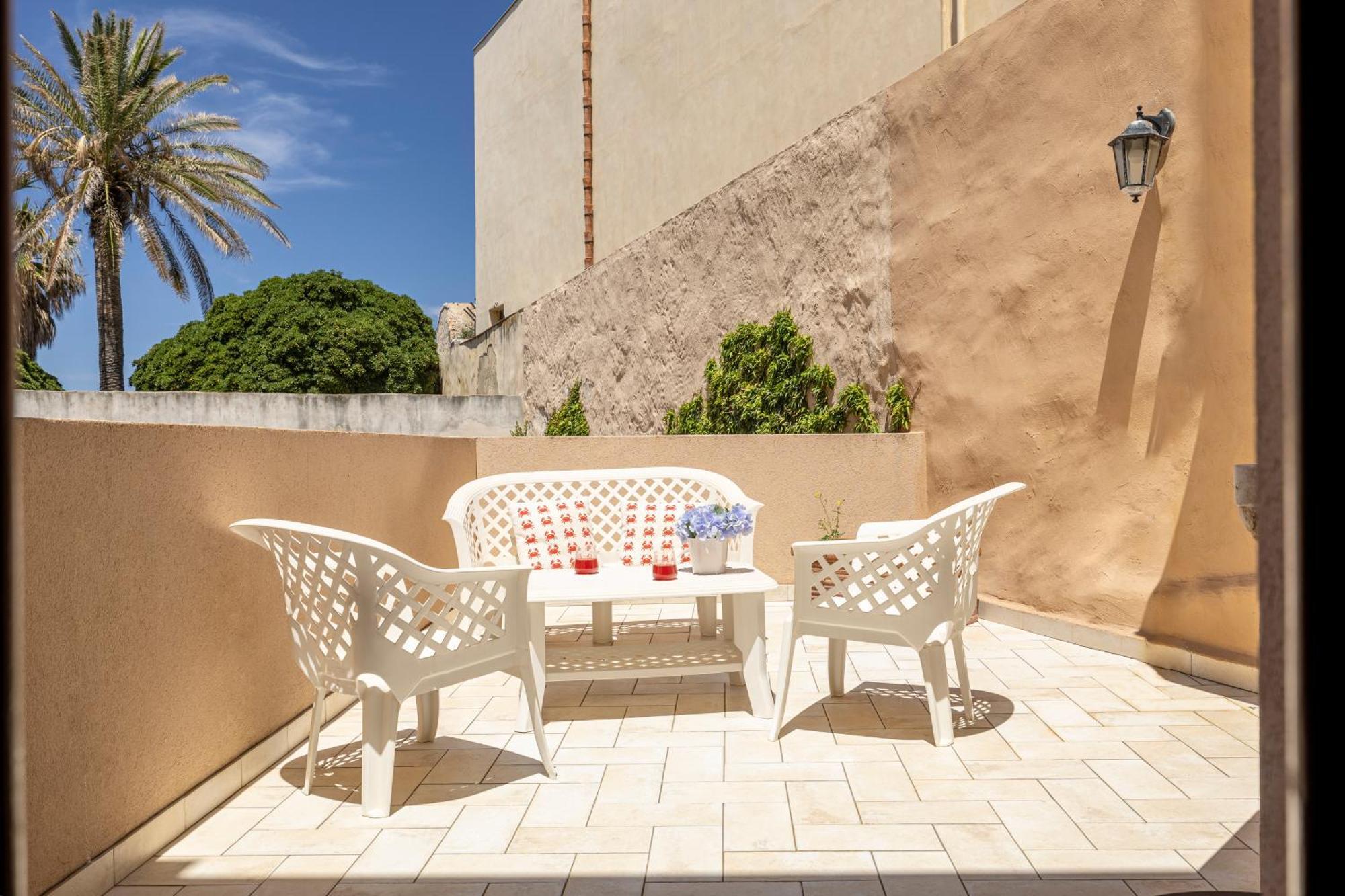 Quadruple Room Terrace