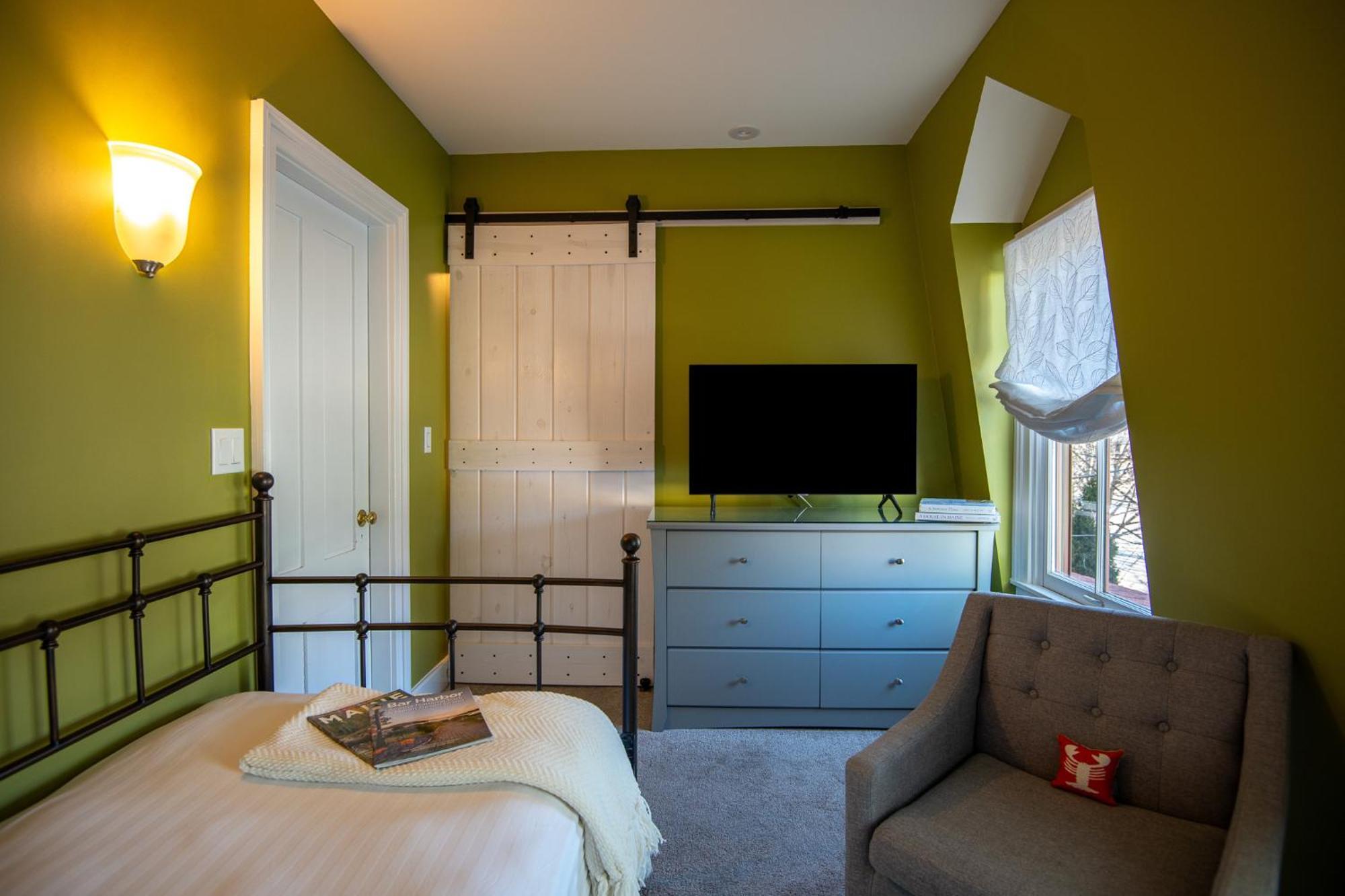 Room 5