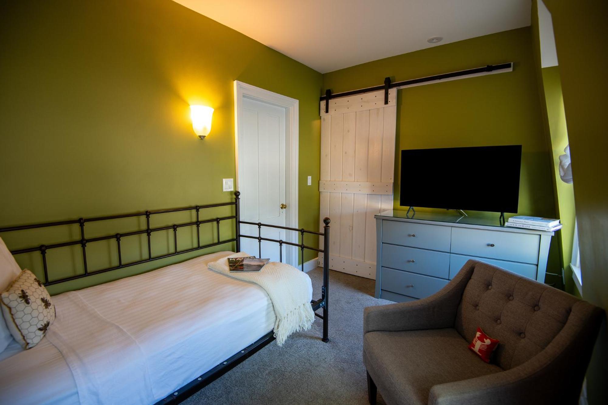 Room 5