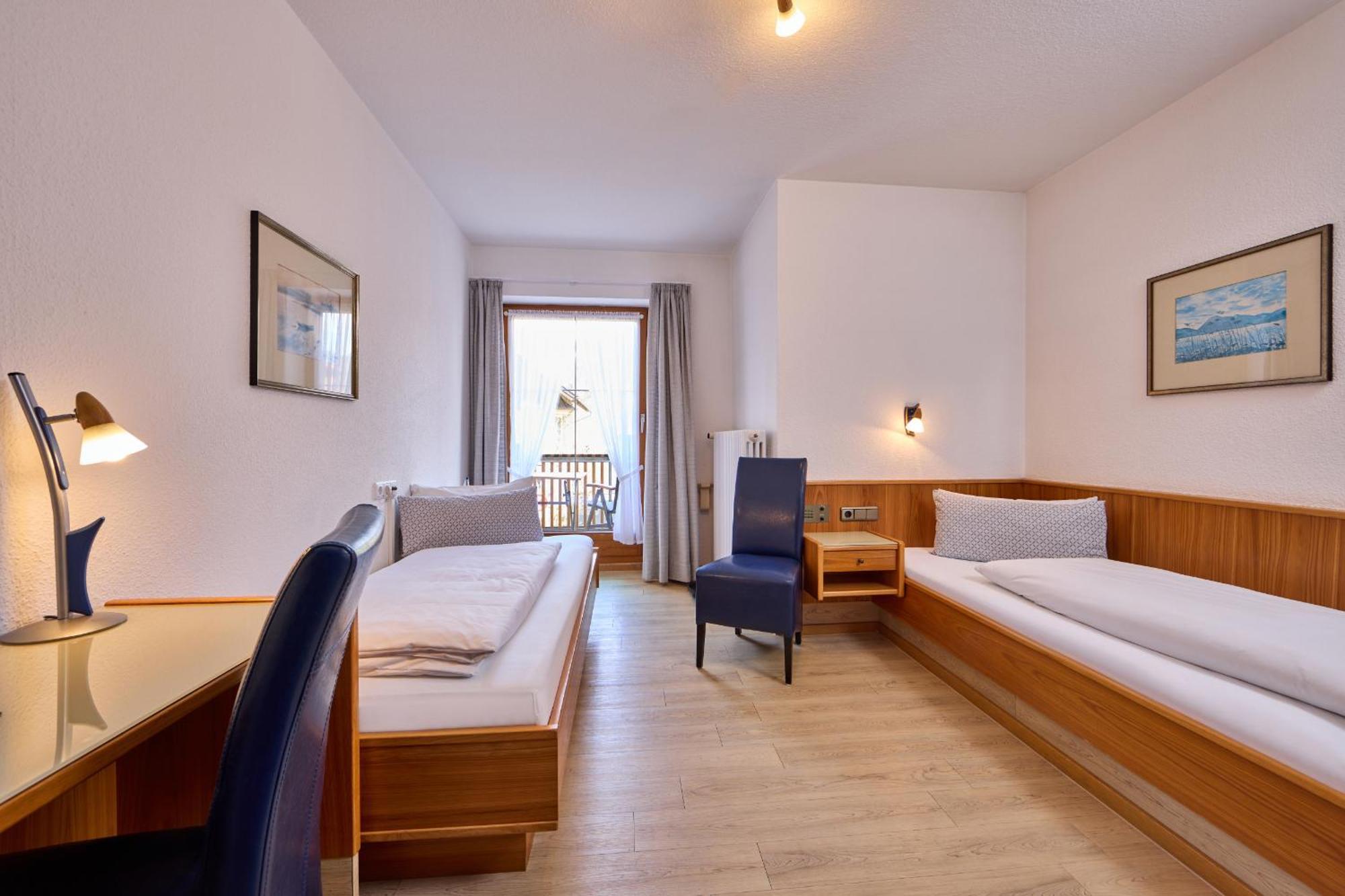 Zweibettzimmer (1-2 Erwachsene)