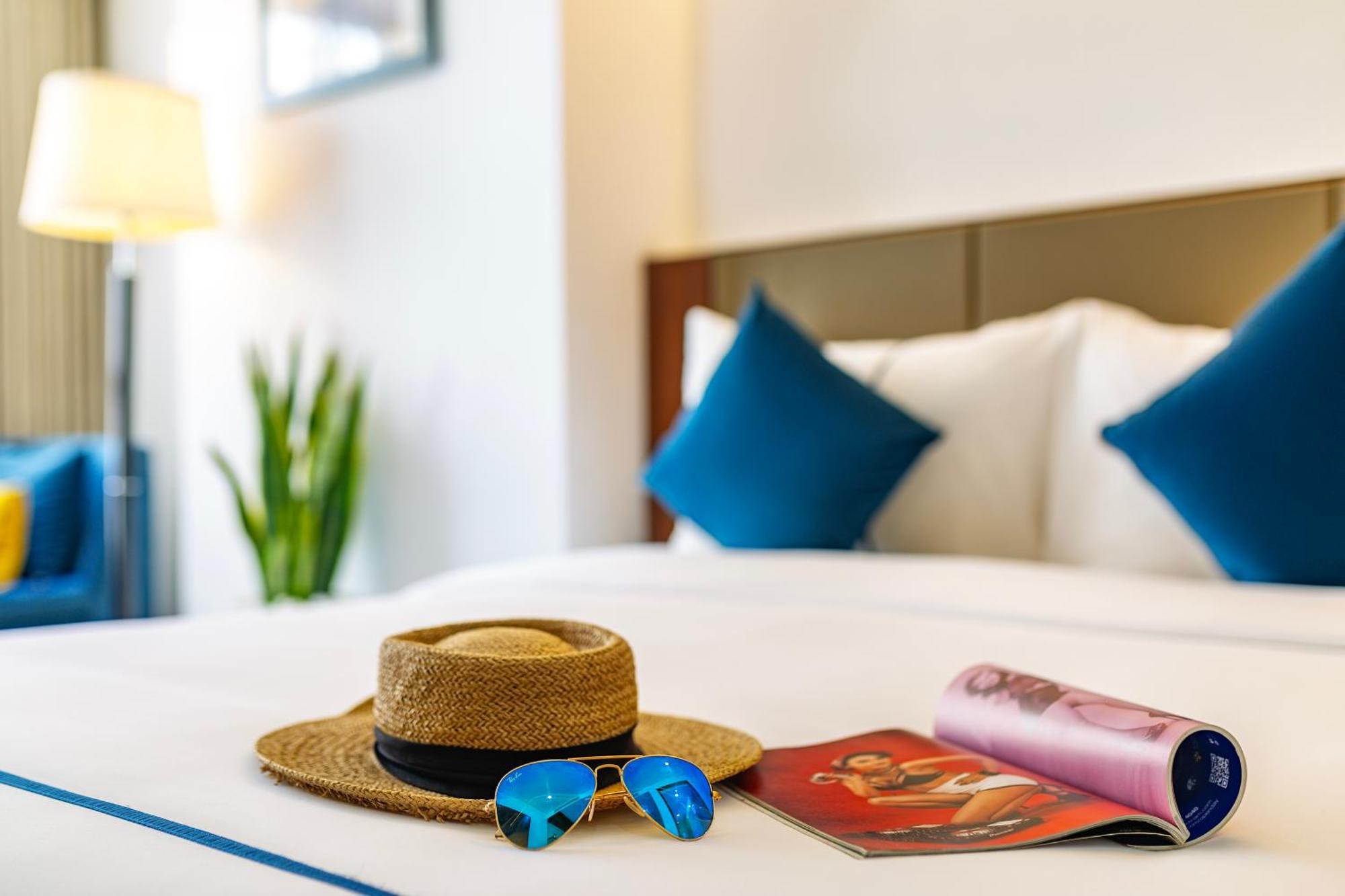 Deluxe King Suite