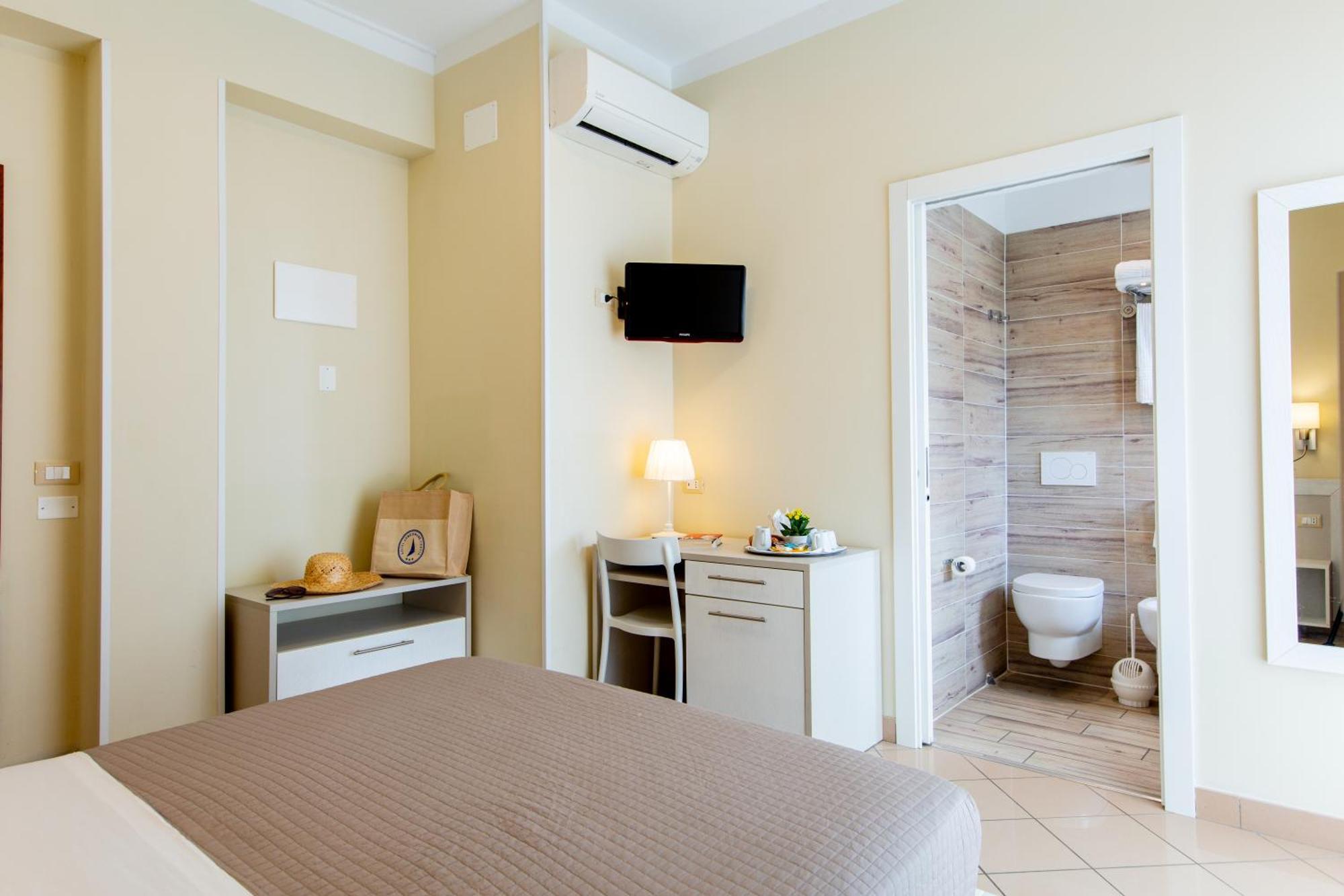 Comfort Room Lateral Sea View
