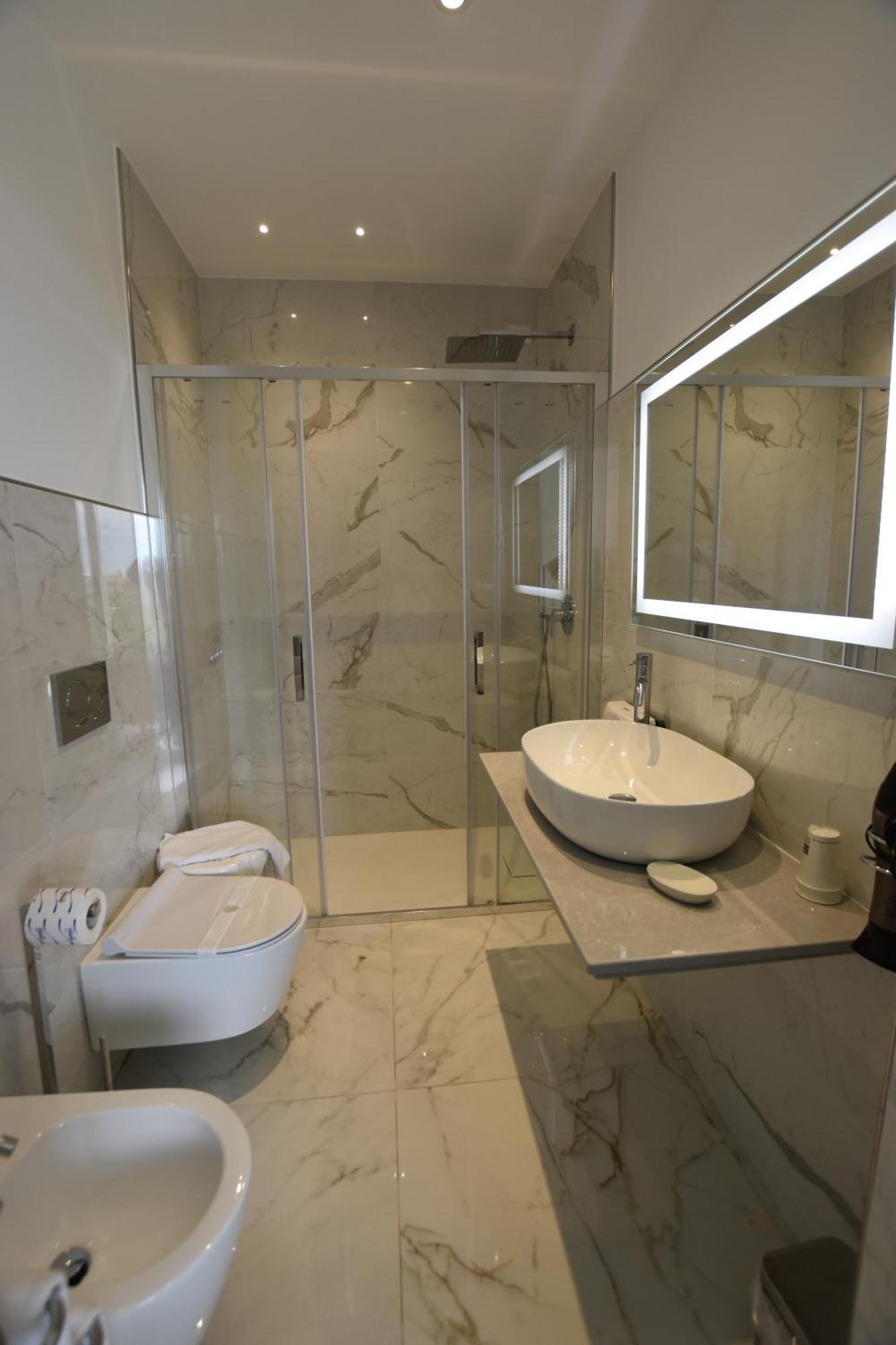 Double or Twin Room Partial Sea View