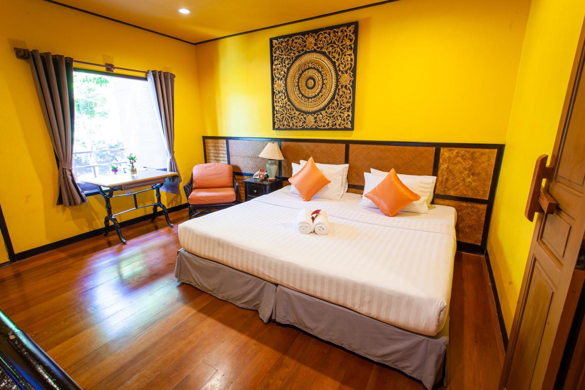 Deluxe Double or Twin Room Garden View