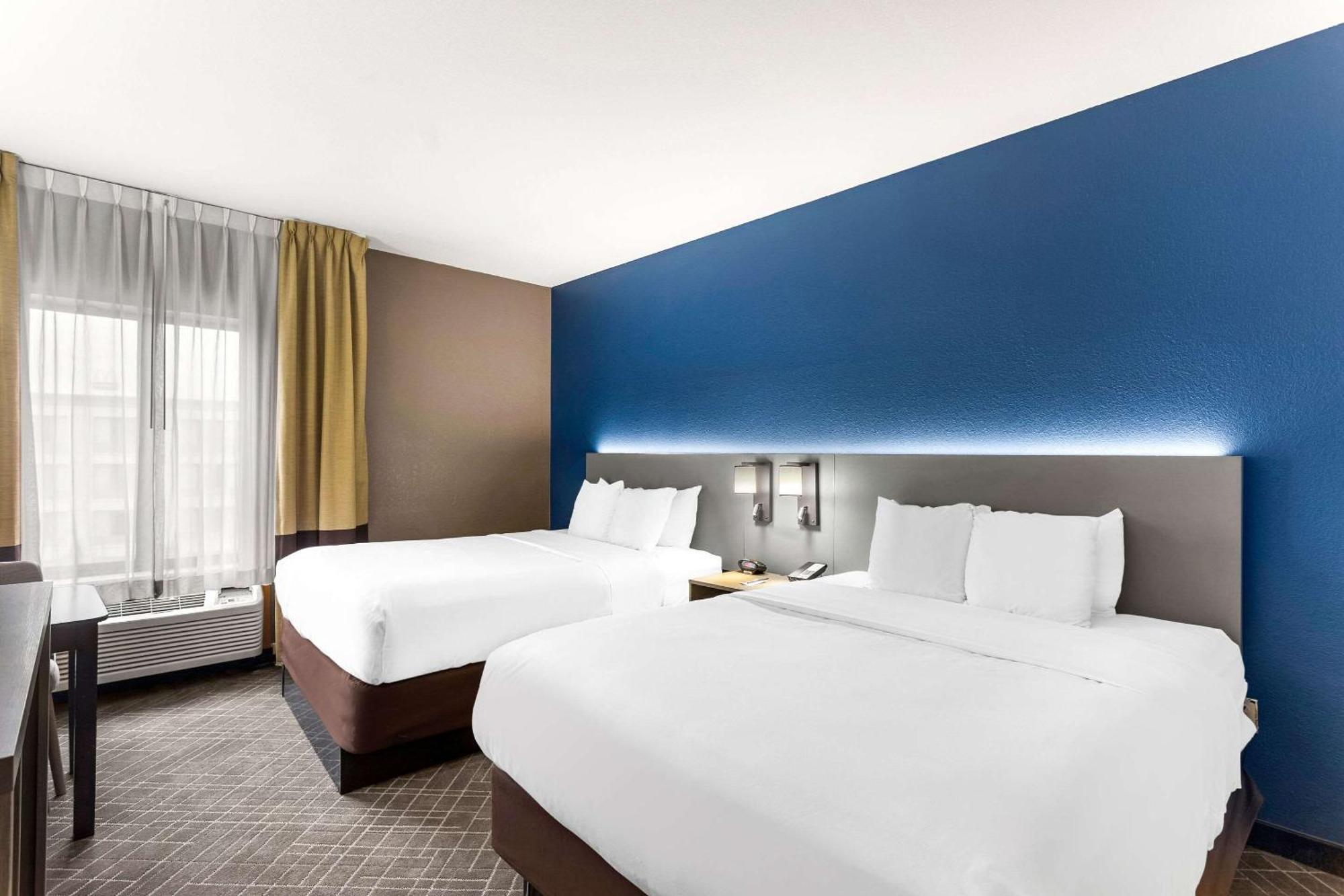 Standard Queen Suite Two Queen Beds