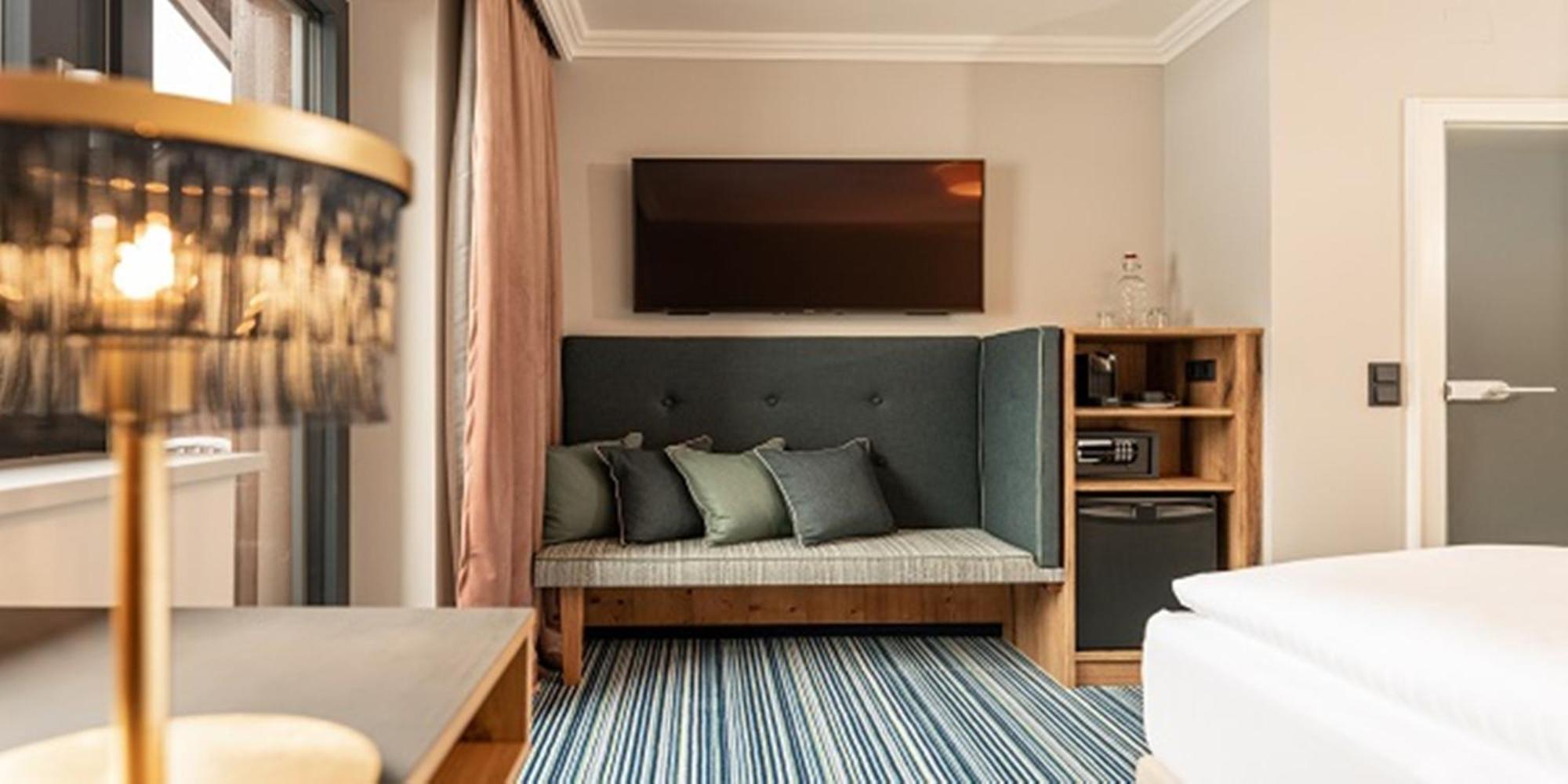 Double Room with Balcony,1591489753:JPEG
