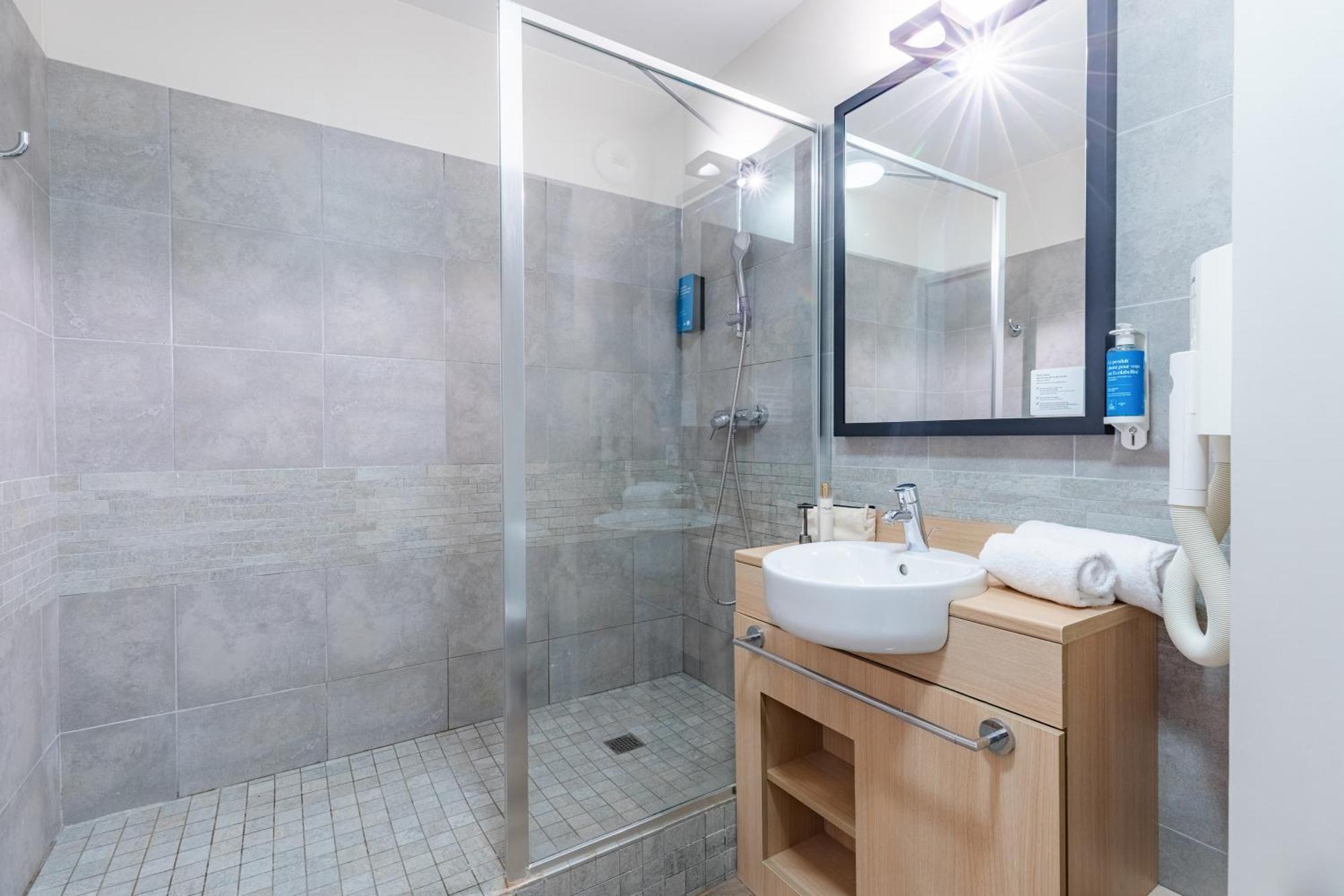 One Bedroom Apartment,1591500202:JPEG