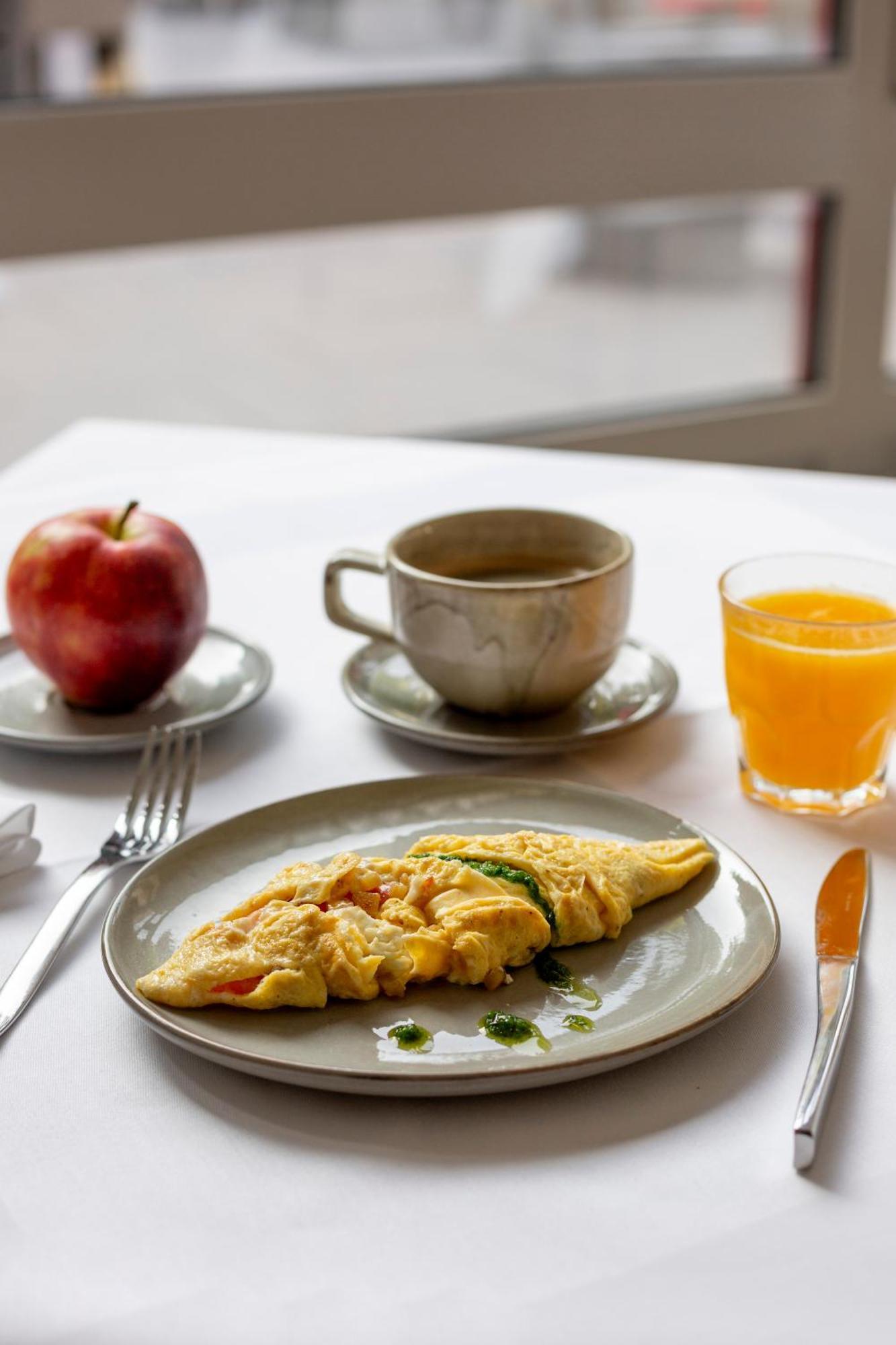Double Room Wellness & Fitness Access