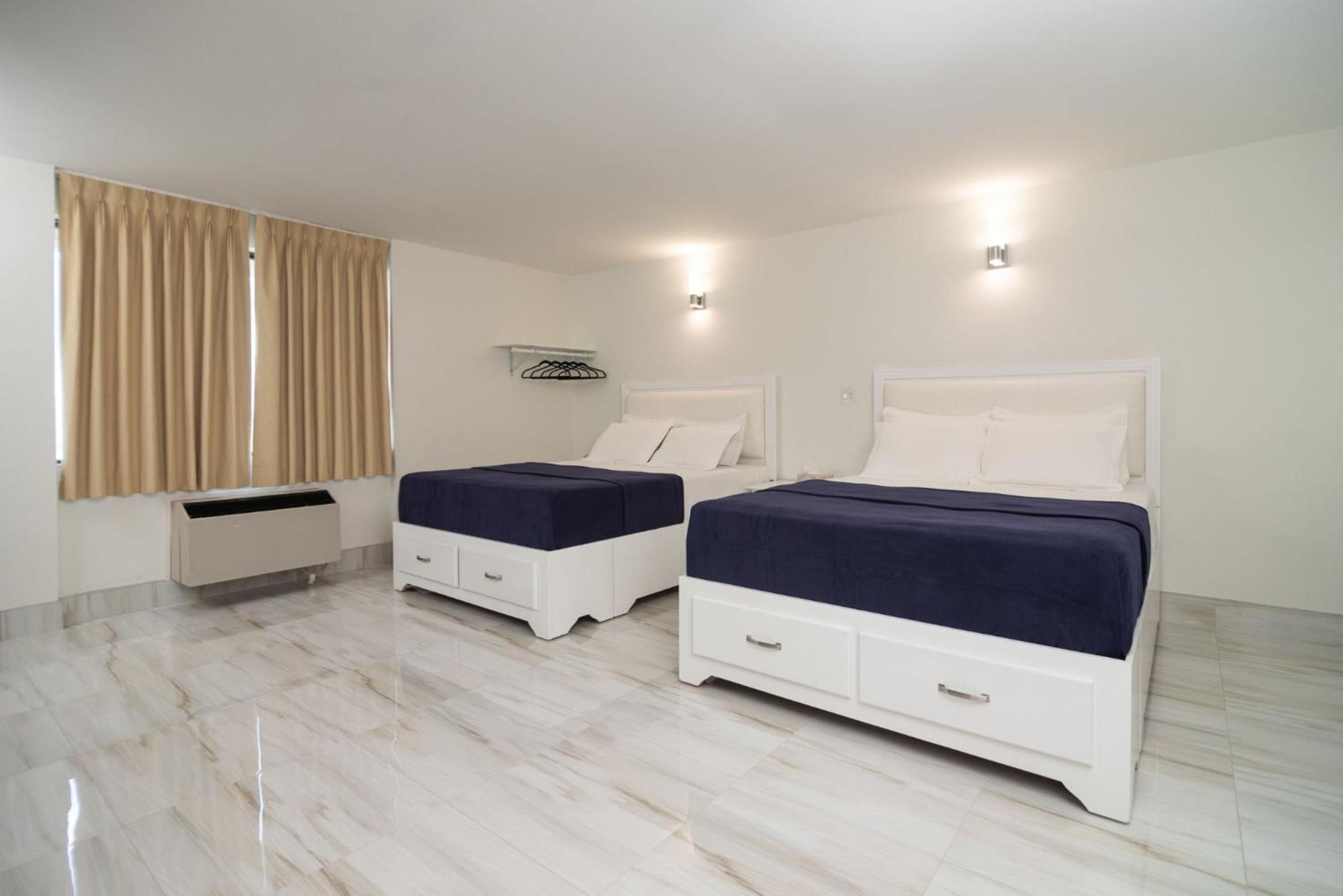 Luxury Room Two Queen beds