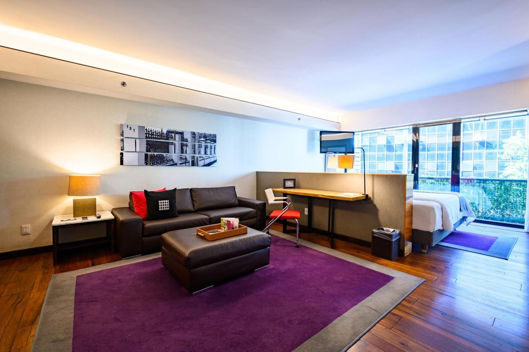 Master Suite Two Double Beds