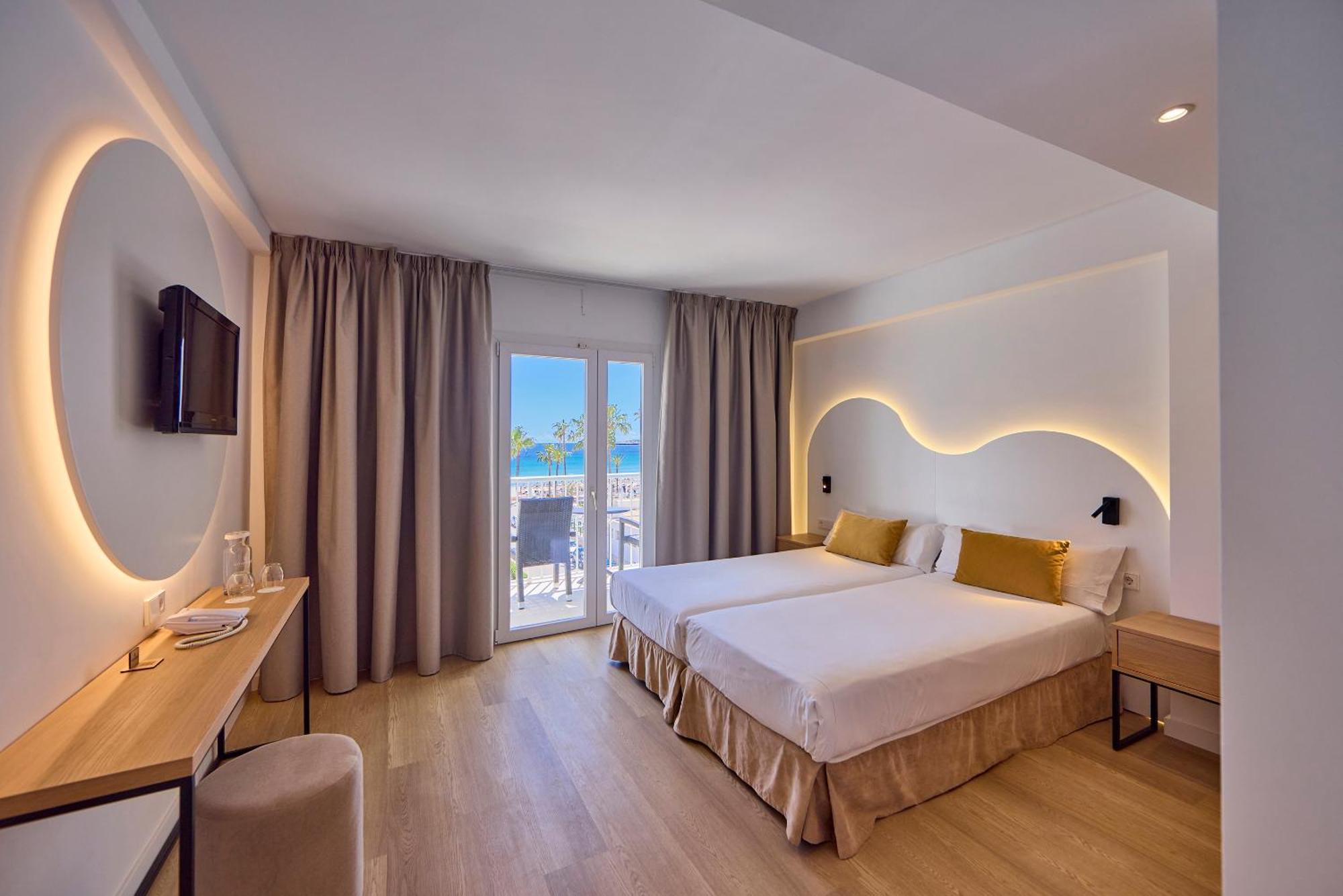 Doppelzimmer mit Poolblick