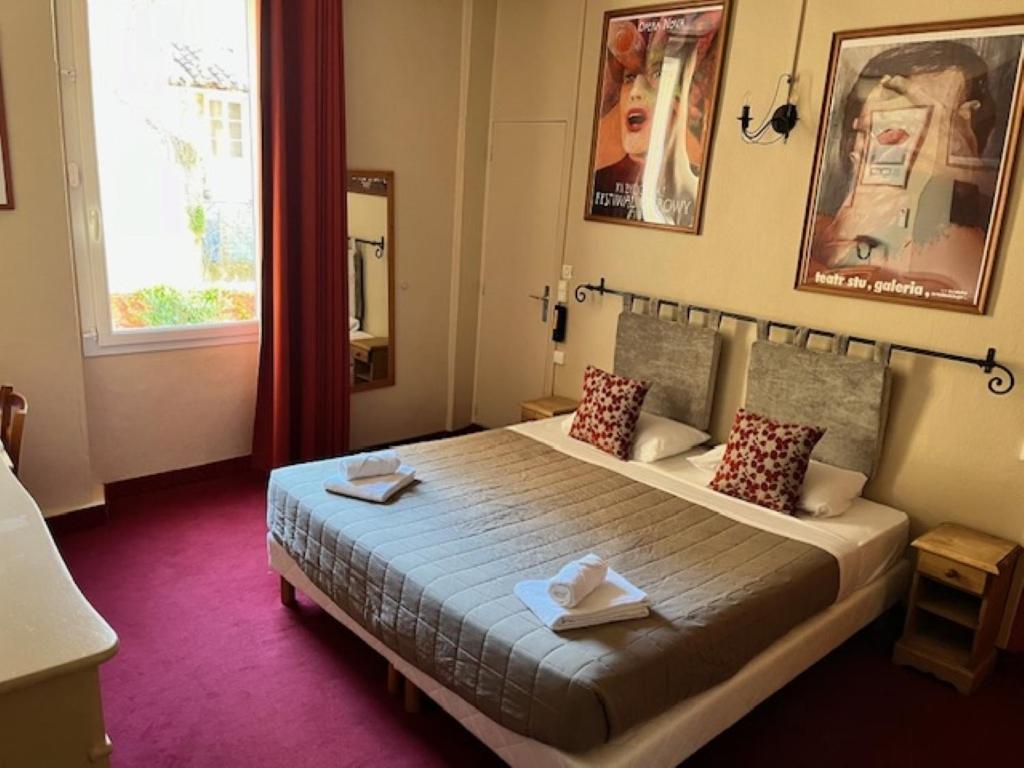 Standard King Room