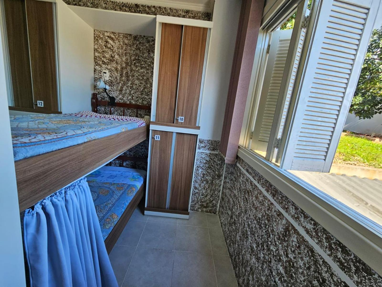 Bunk Bed Mixed Dormitory Room