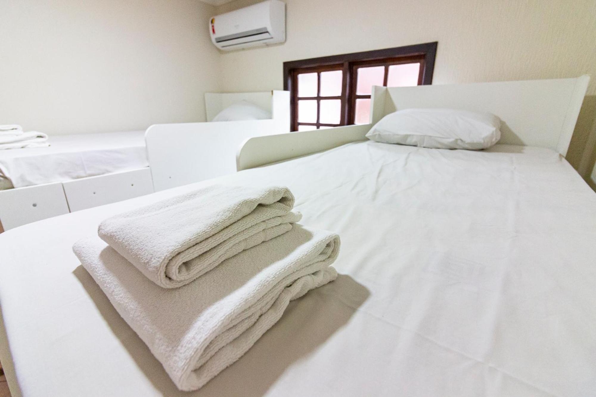 Bed 4-Bed Mixed Dormitory Room
