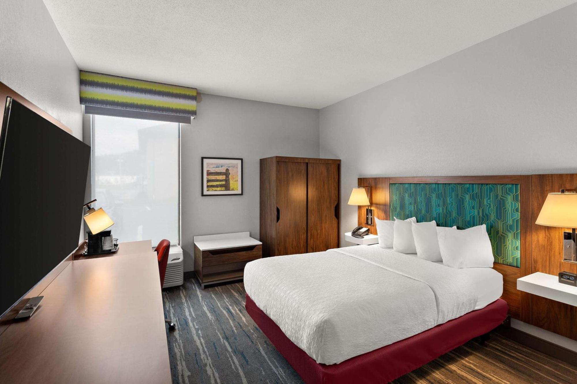 Double Room Roll Shower Mobility Access or Non-Smoking